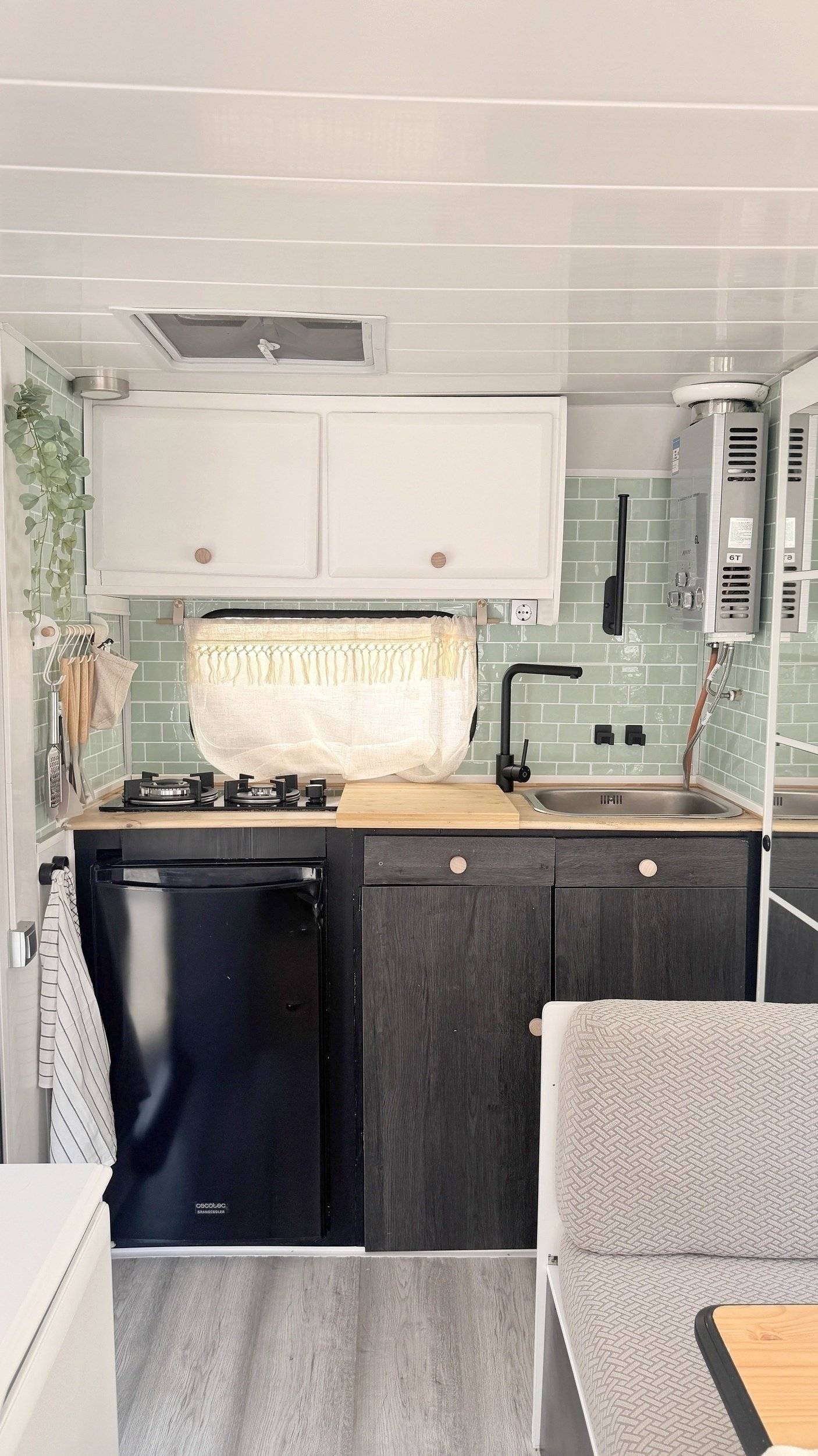 3 C Cartier/Brisebras Atalante