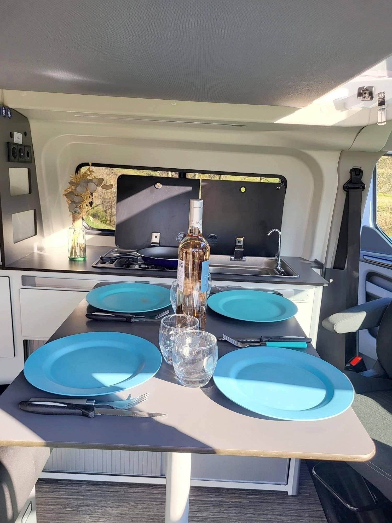 Ford Custom 2,0 l 130 ch