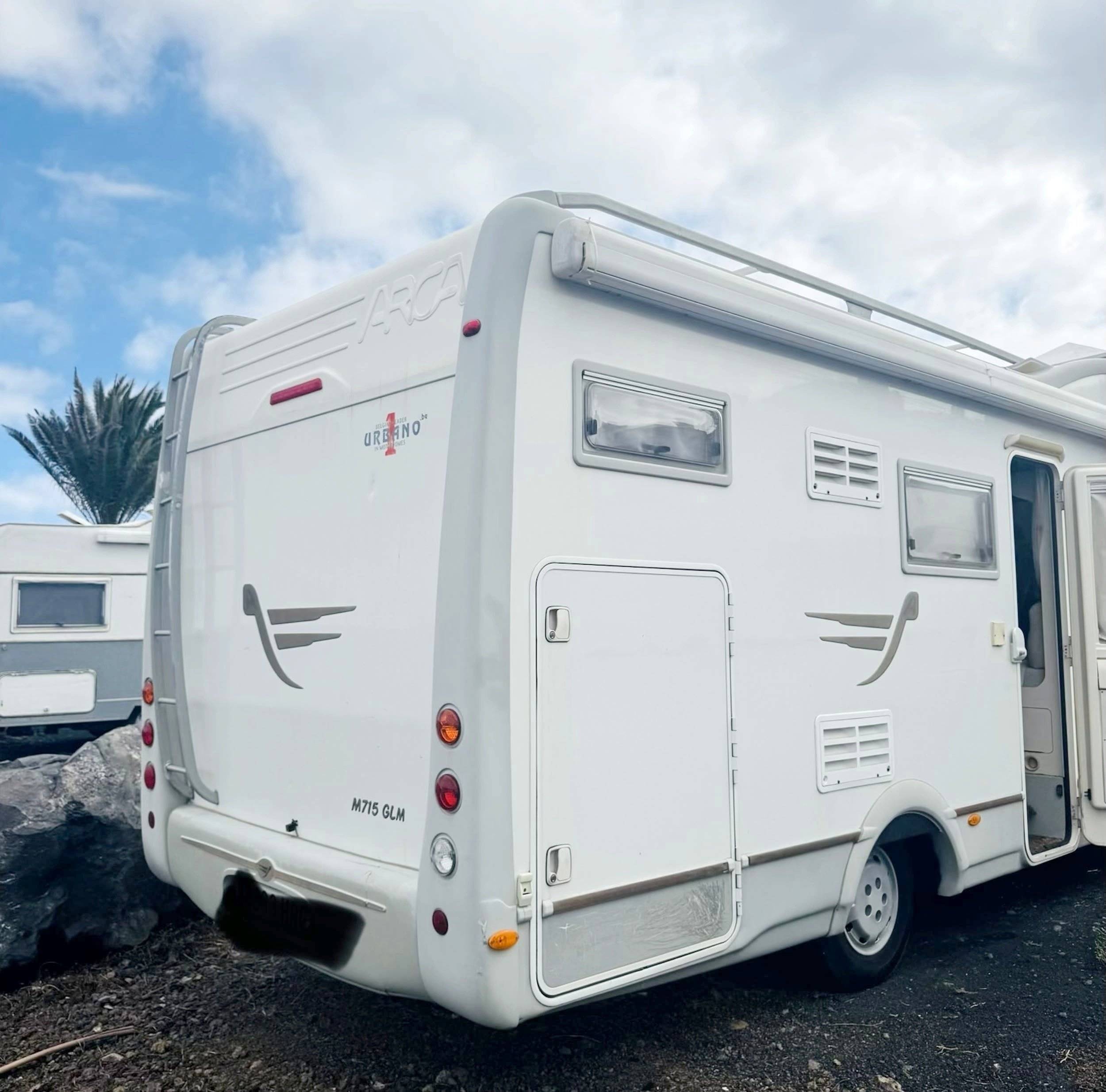 Coachbuilt RV 