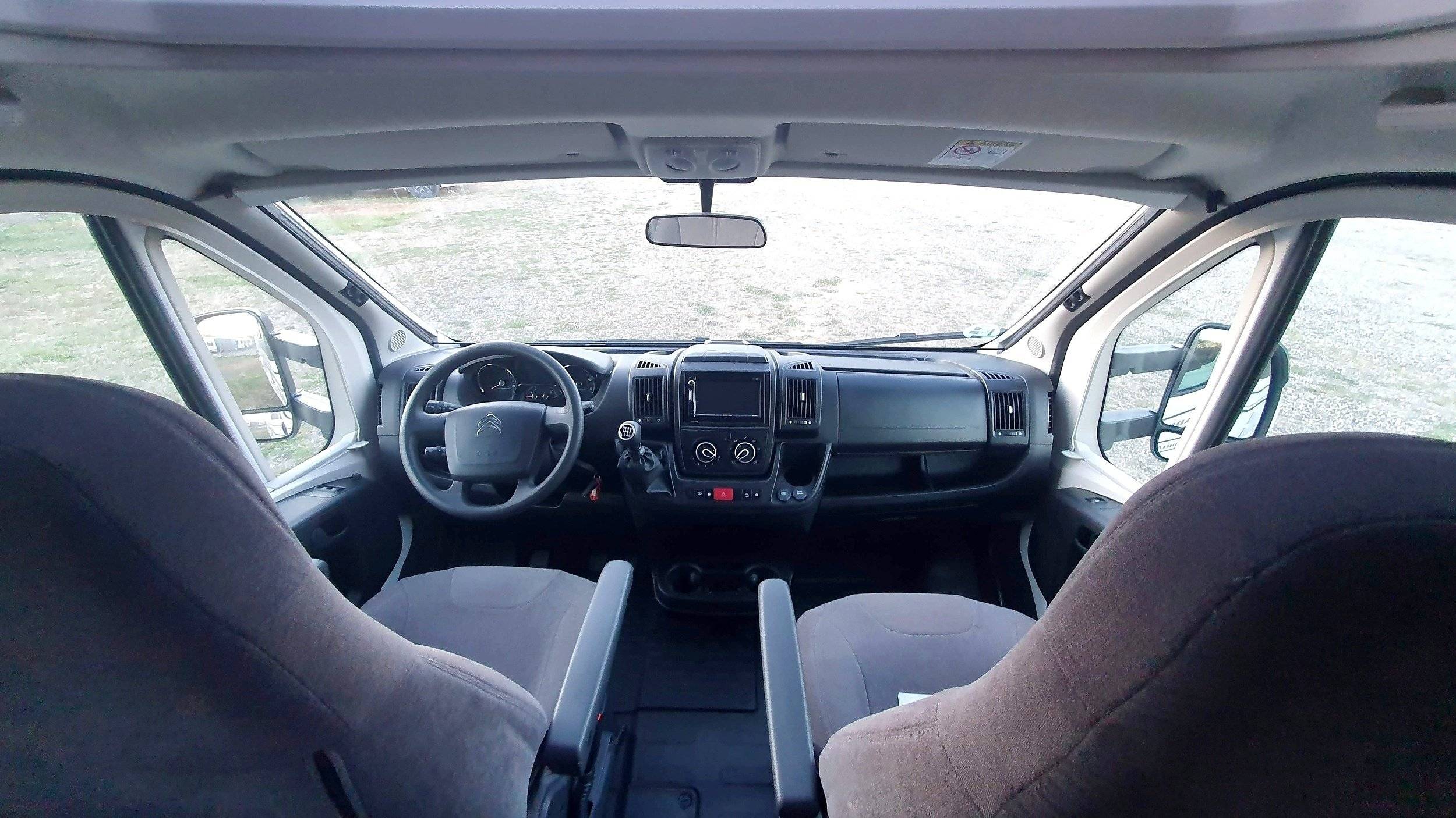 Adria MATRIX AXESS 670SC