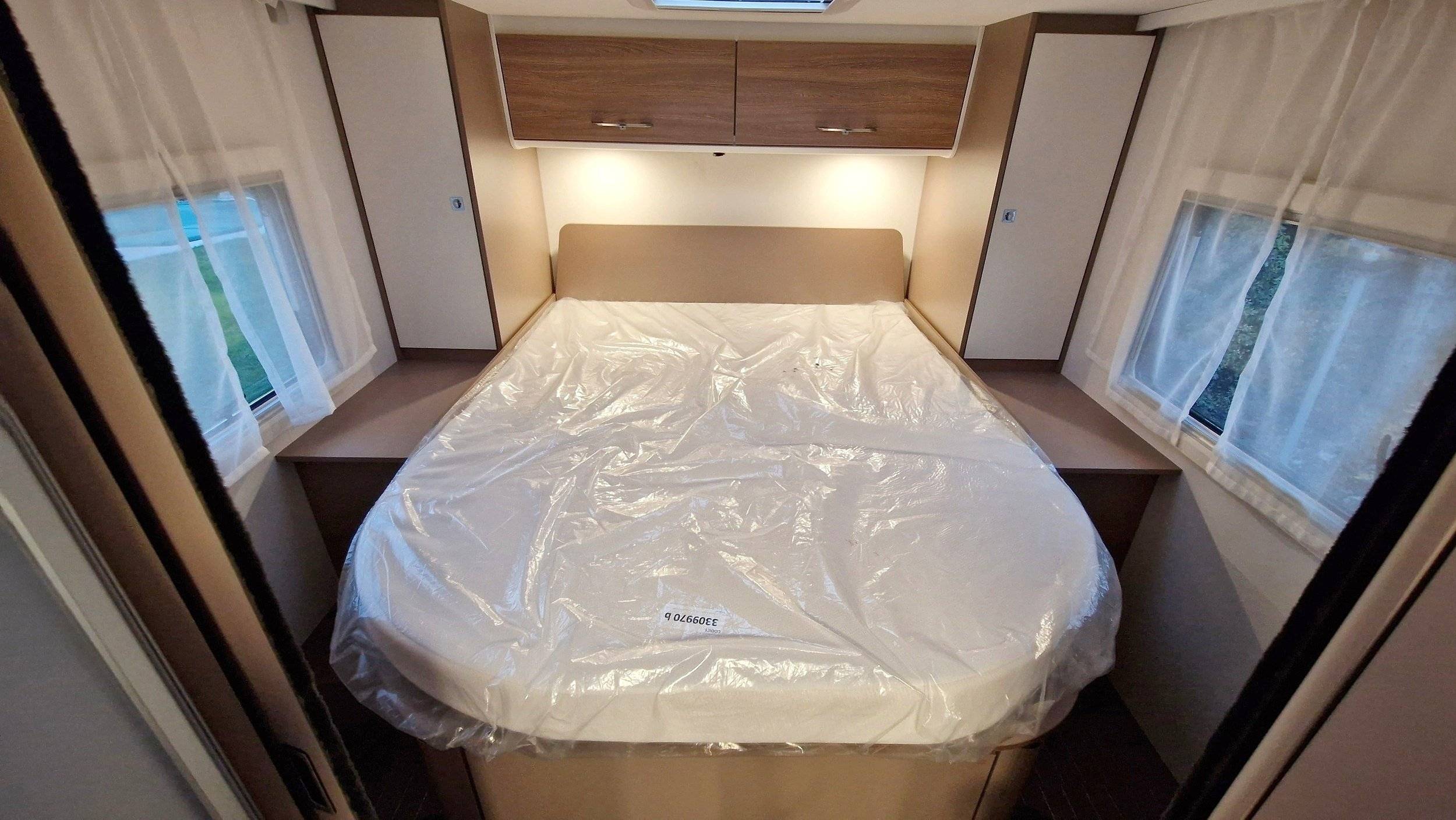 Blucamp Ocean 525
