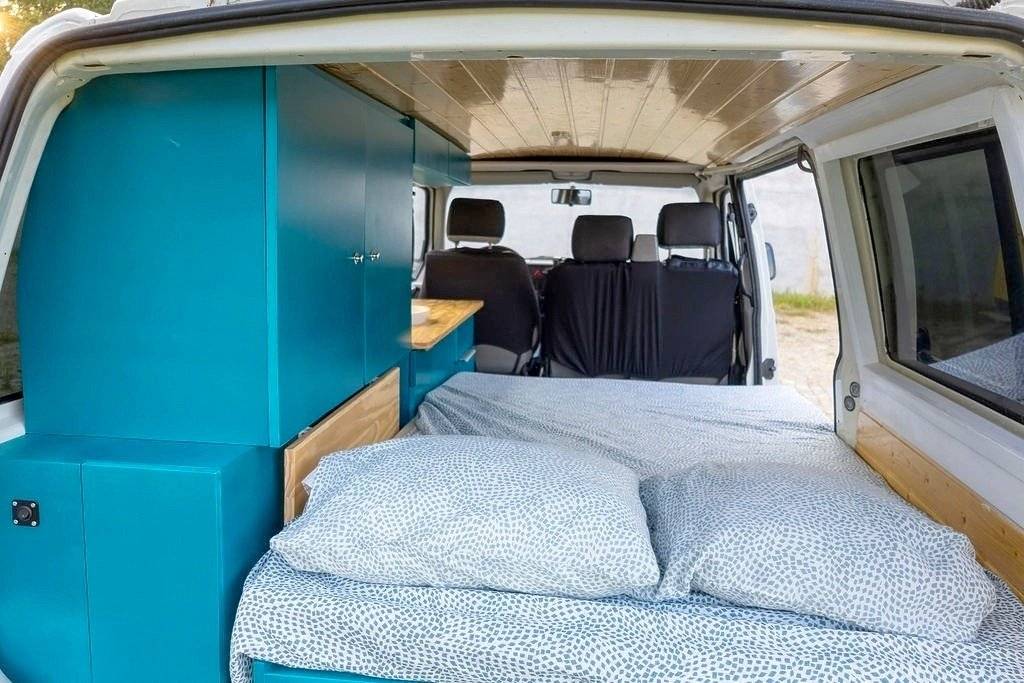 VanCowork Transporter T4 Multivan