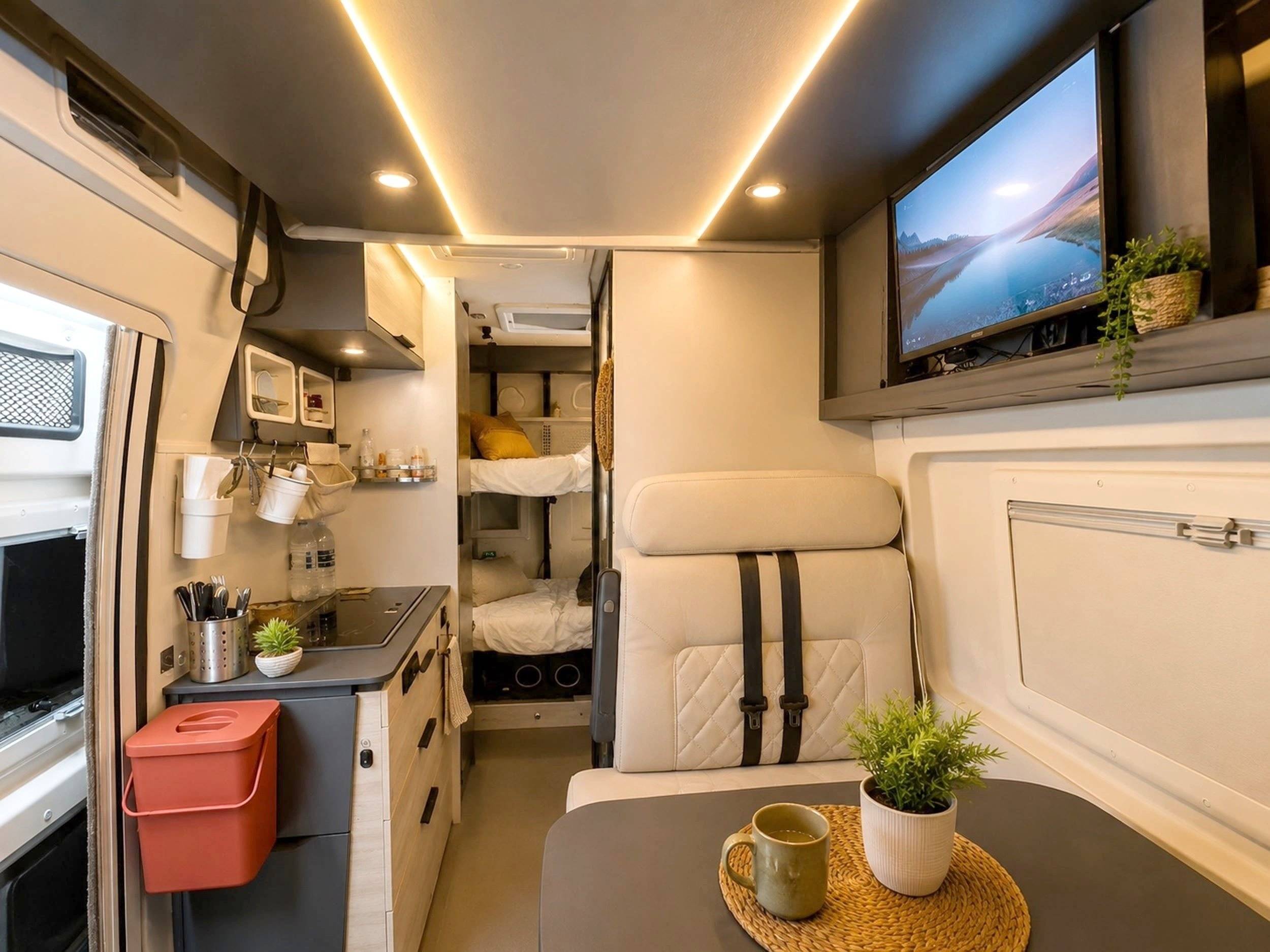 Dreamer Camper Five