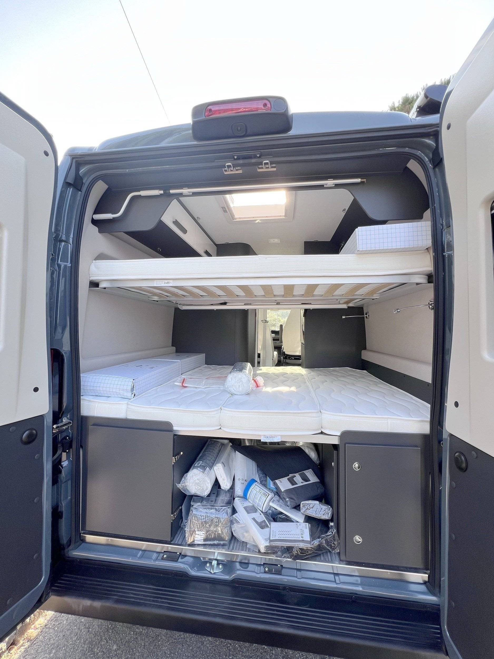 Couchages Fiat Ducato 2,3 l 148 ch/Al-Ko - Yescapa