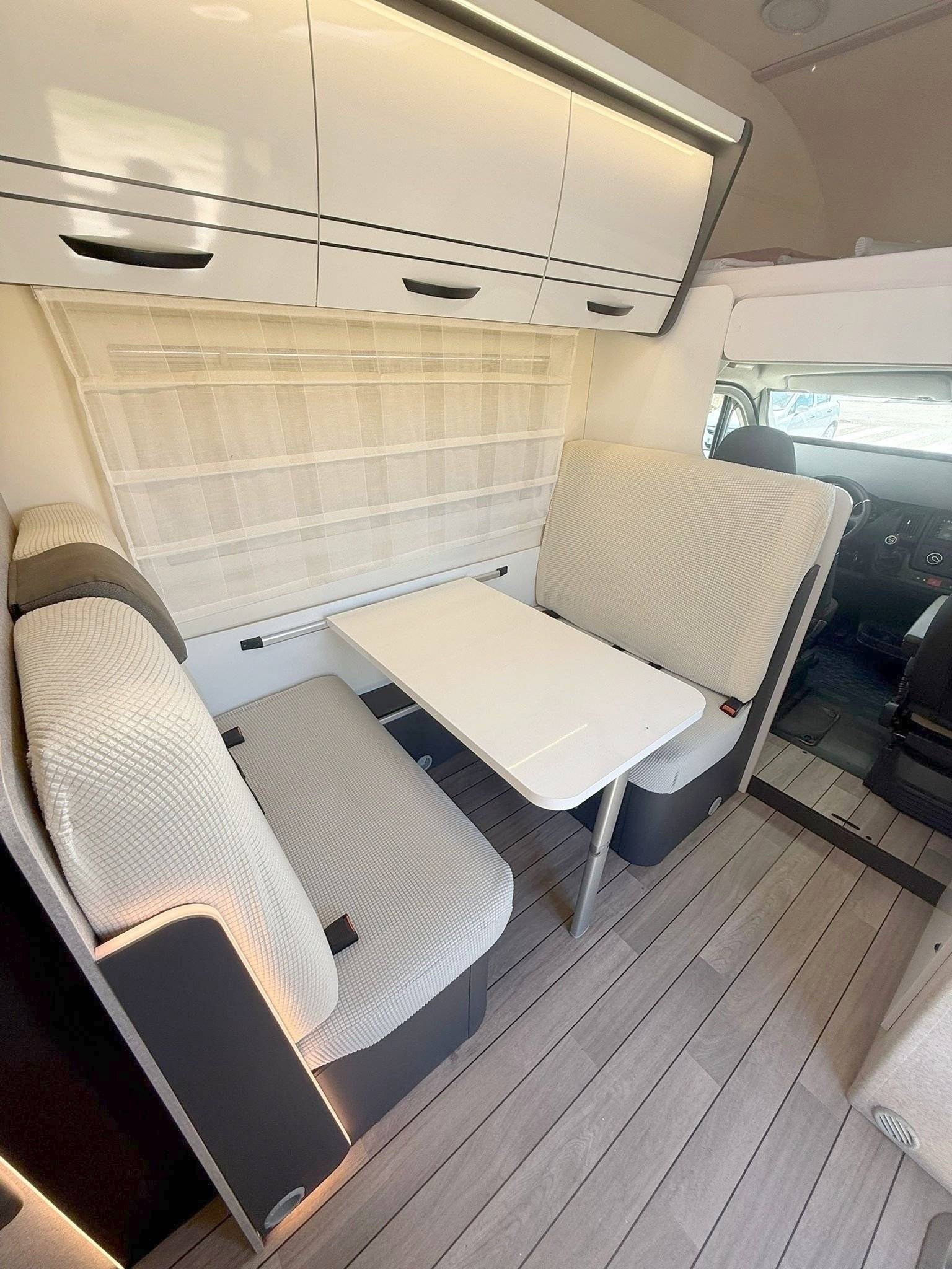 Coin repas Citroën - Yescapa