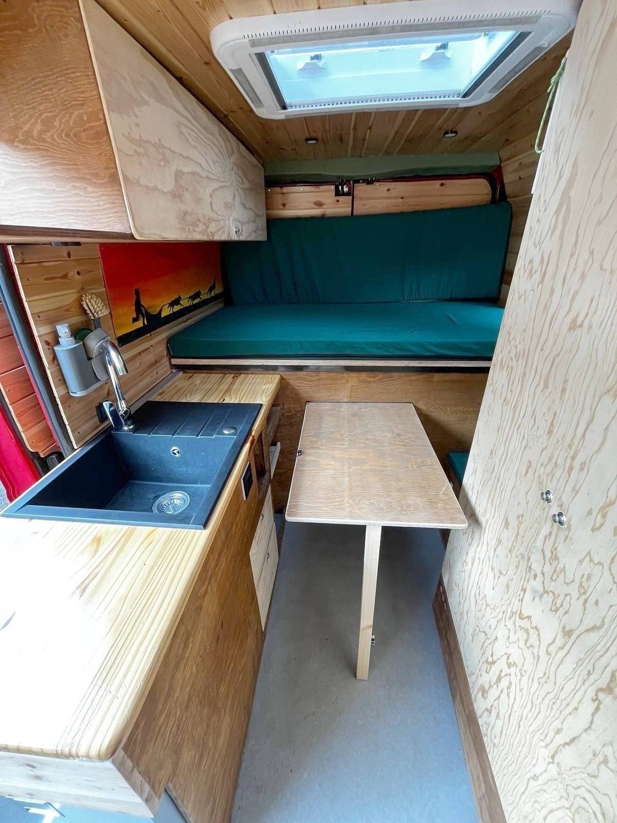 Menjador Peugeot Peugeot Boxer - Yescapa