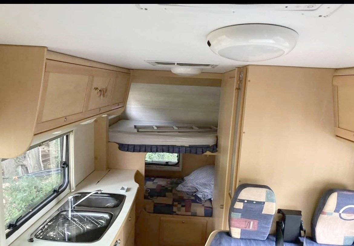 Berth Fiat Ducato 2,3 l Multijet 100 ch. - Yescapa
