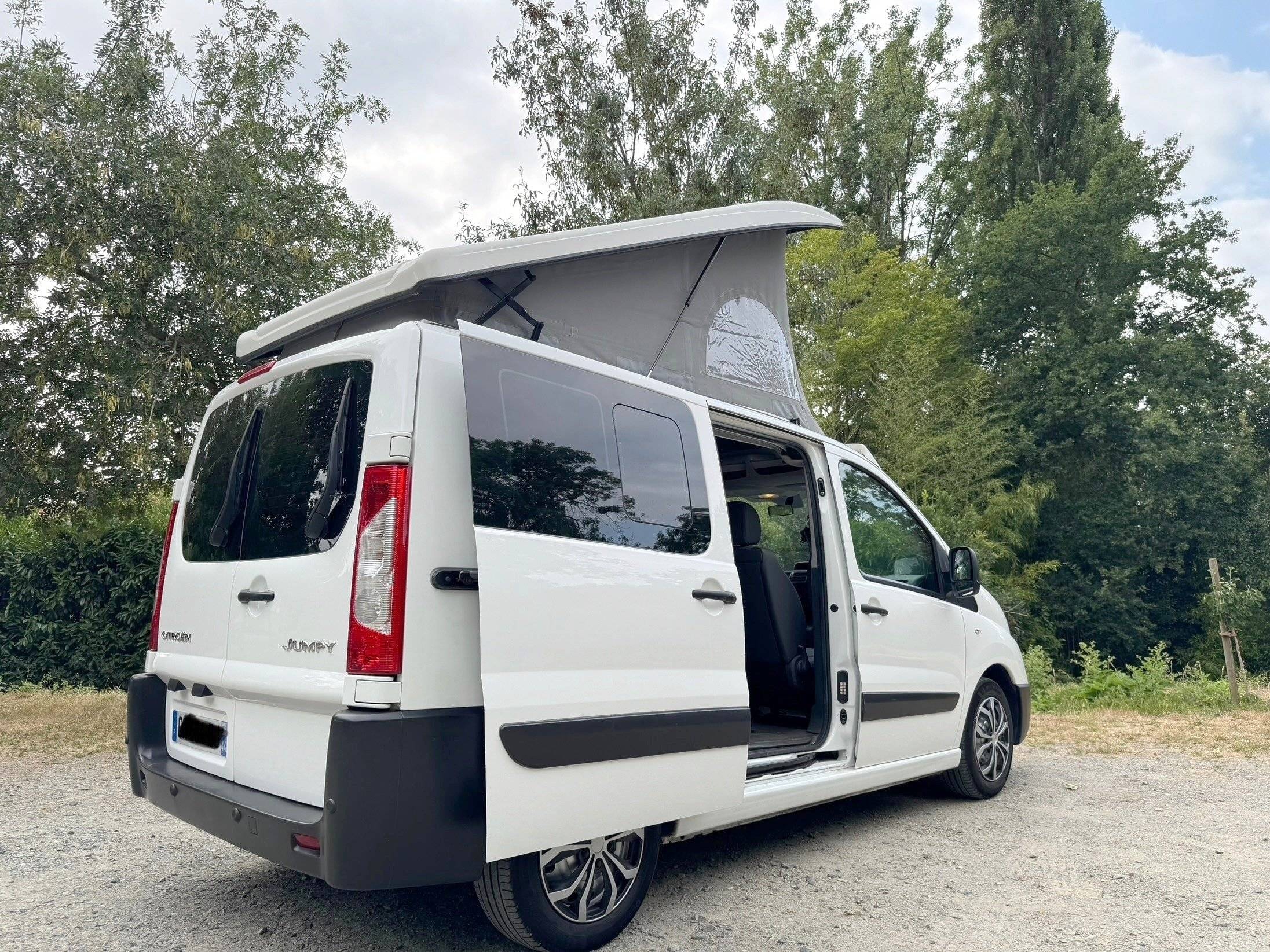 Combeing Combeing full