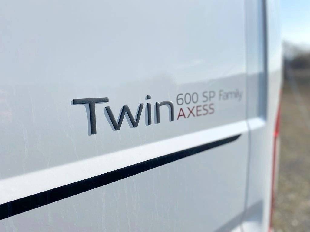 Adria Twin Axess Family 600SP