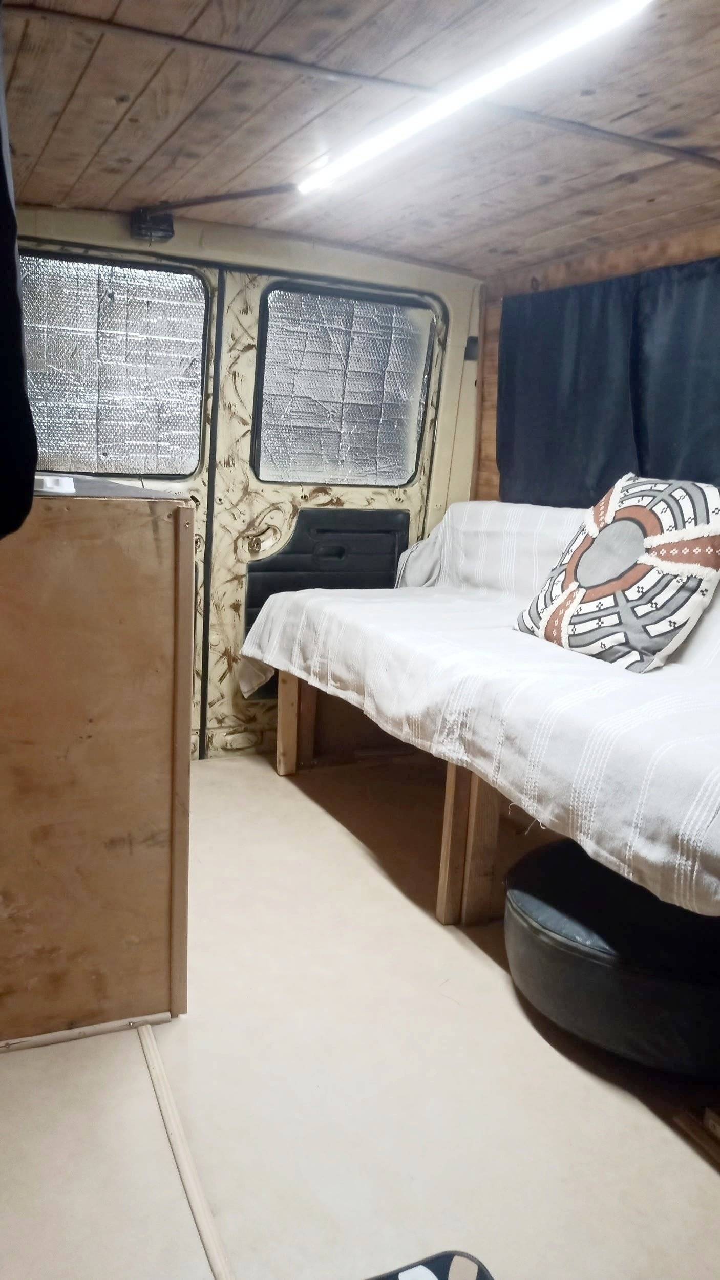 Berth Renault Trafic 2,5 l 100 ch - Yescapa