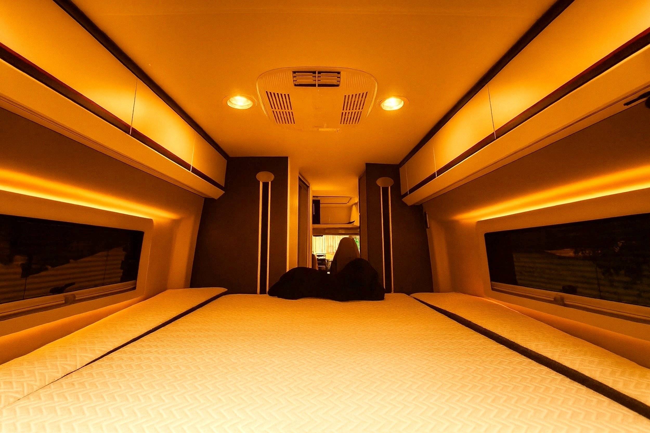 Couchages Fiat ADRIA - Yescapa