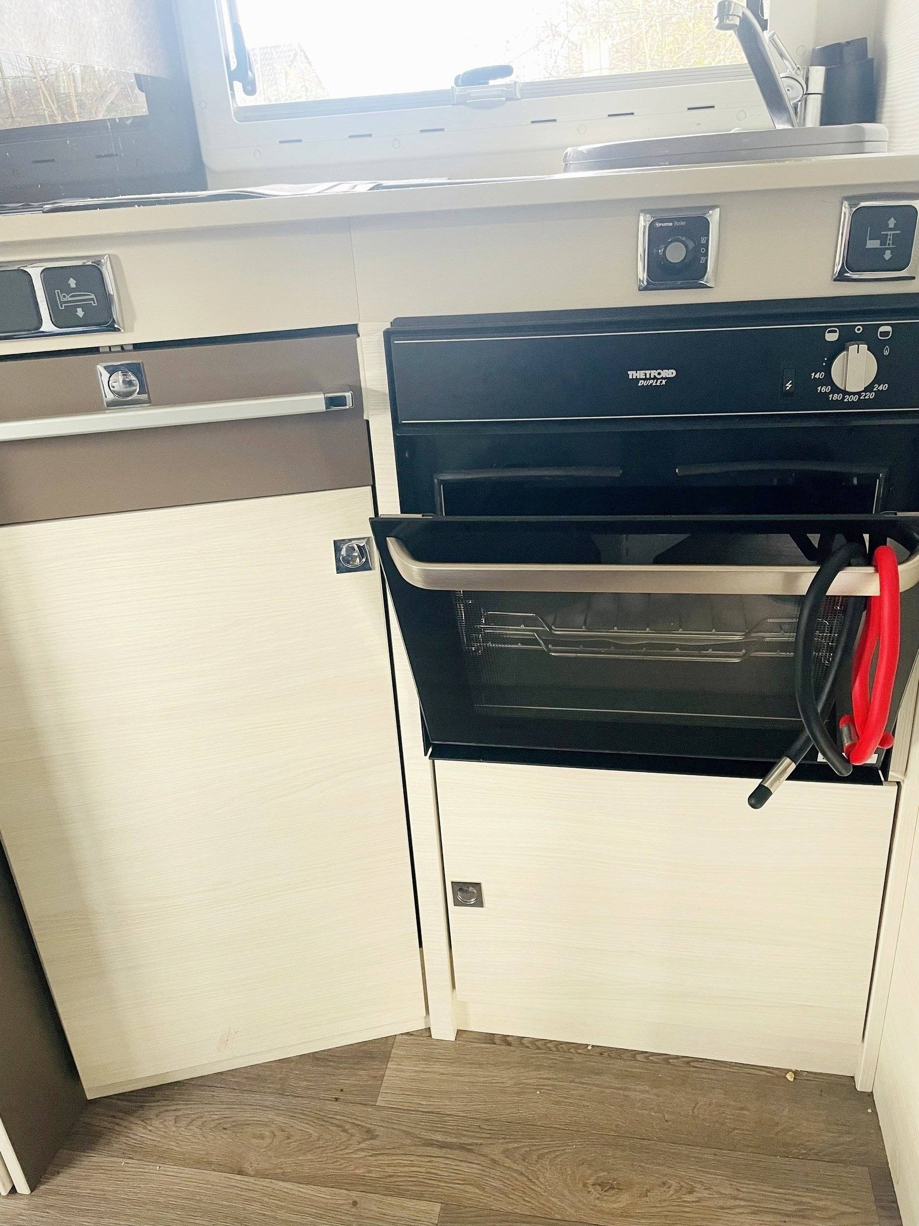 Chausson Chausson 716