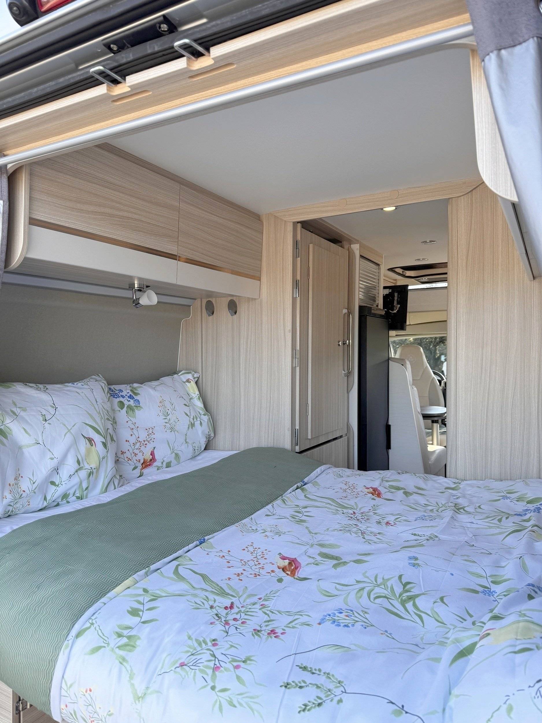 Couchages Fiat Ducato 2,3 l 140 ch - Yescapa