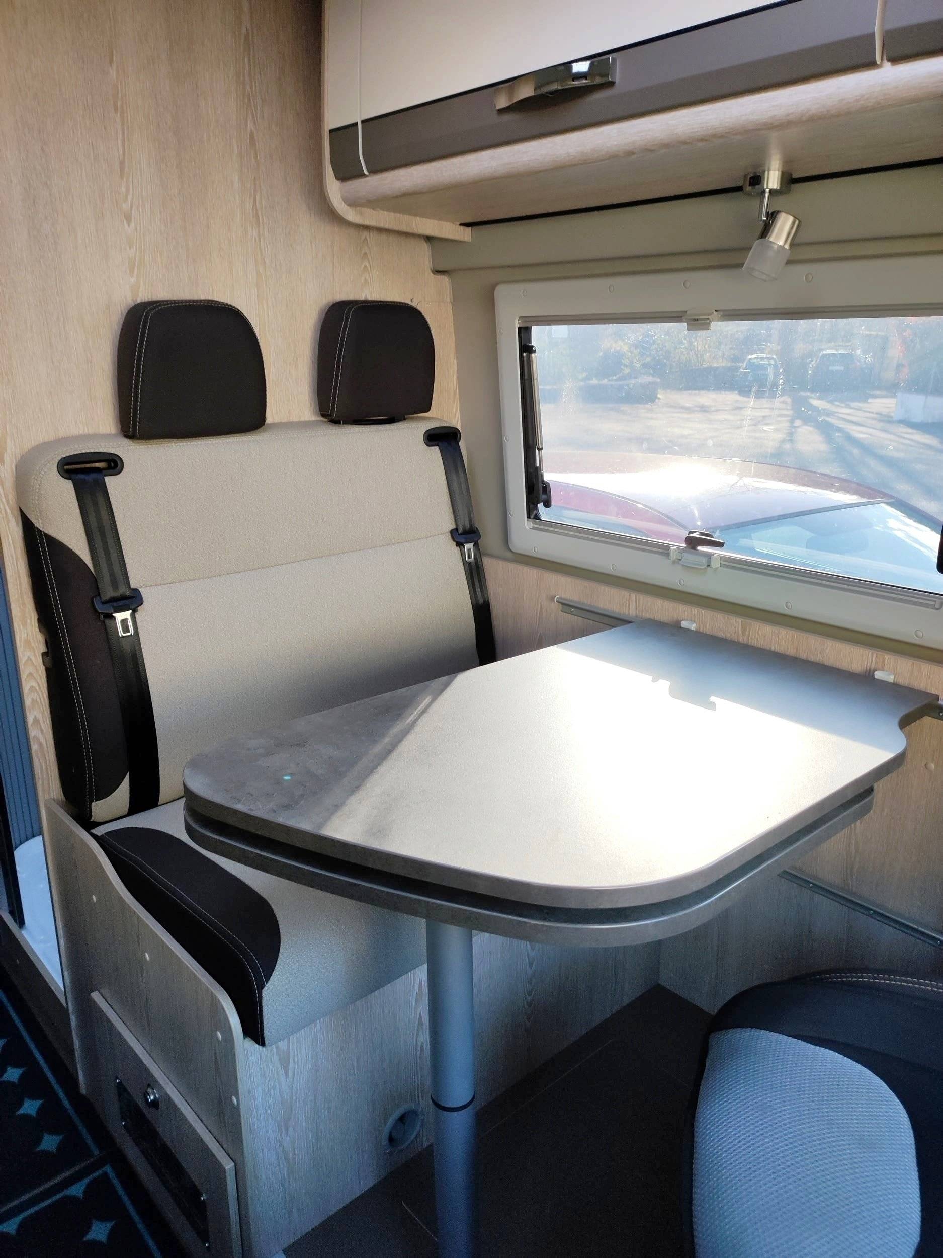 Pössl Summit 600 Plus