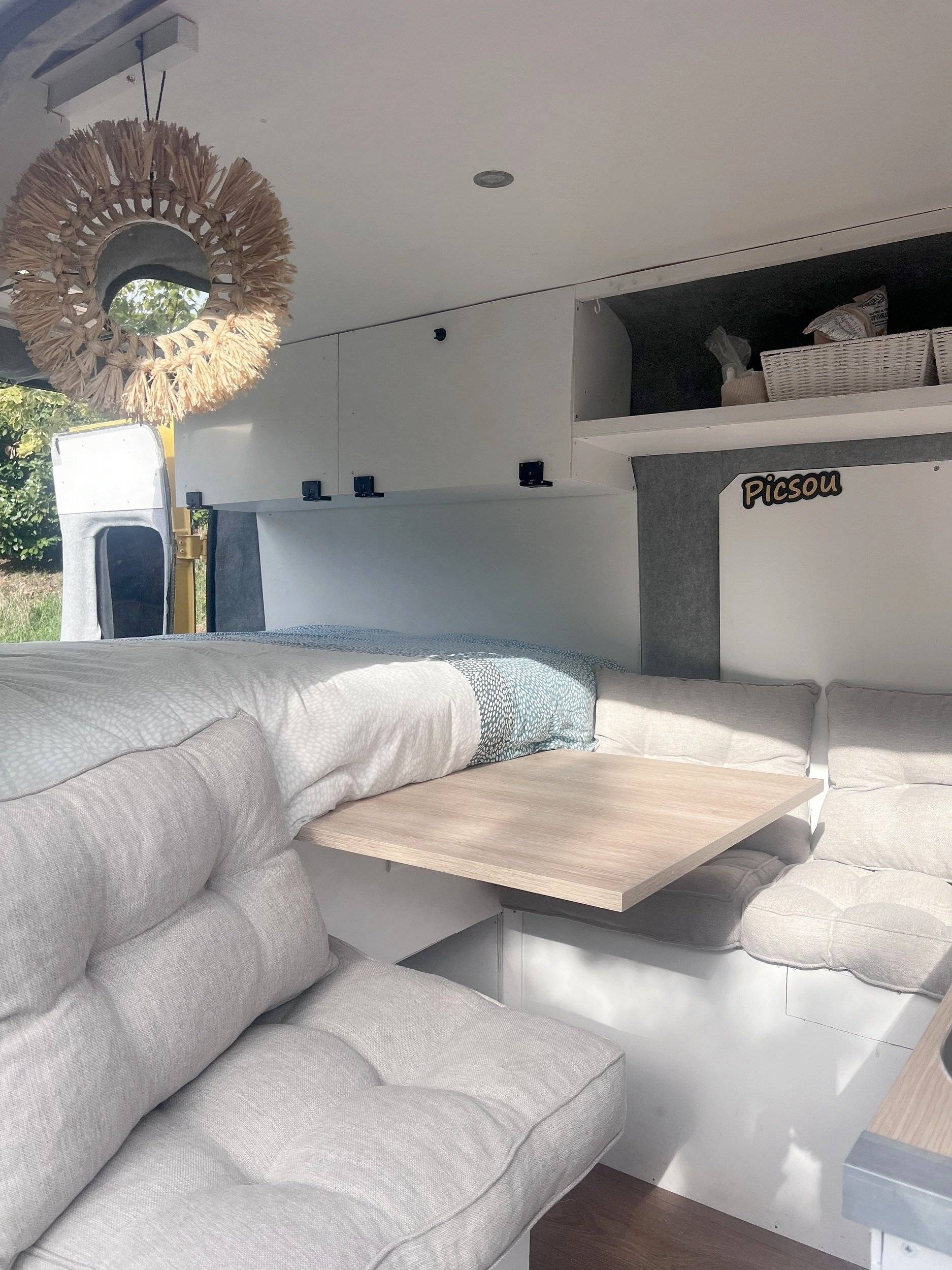 Dining Area Fiat FIAT DUCATO - Yescapa