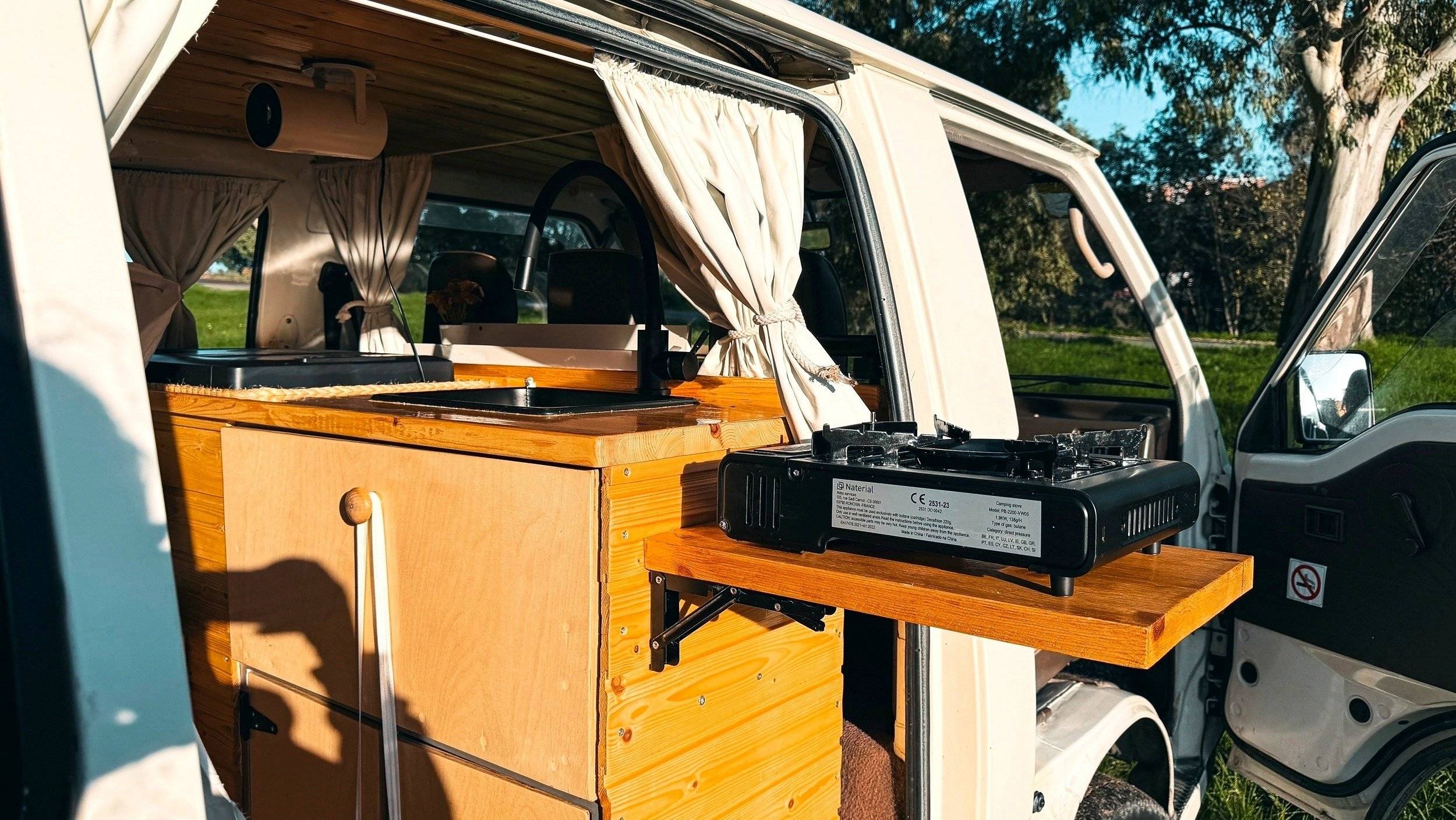 L300 Mitsubishi L300