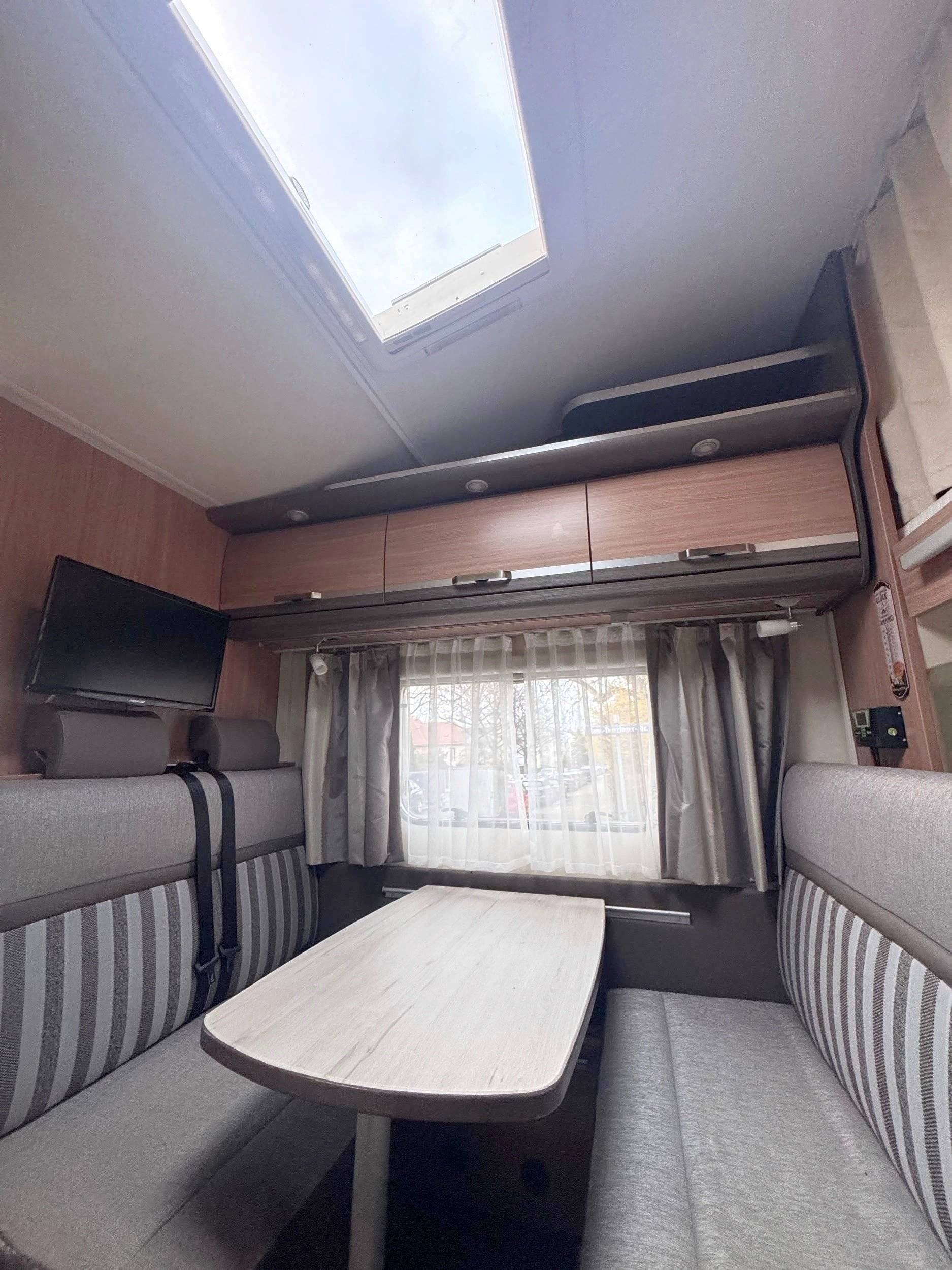 Knaus 600 Dkg Sky Traveller