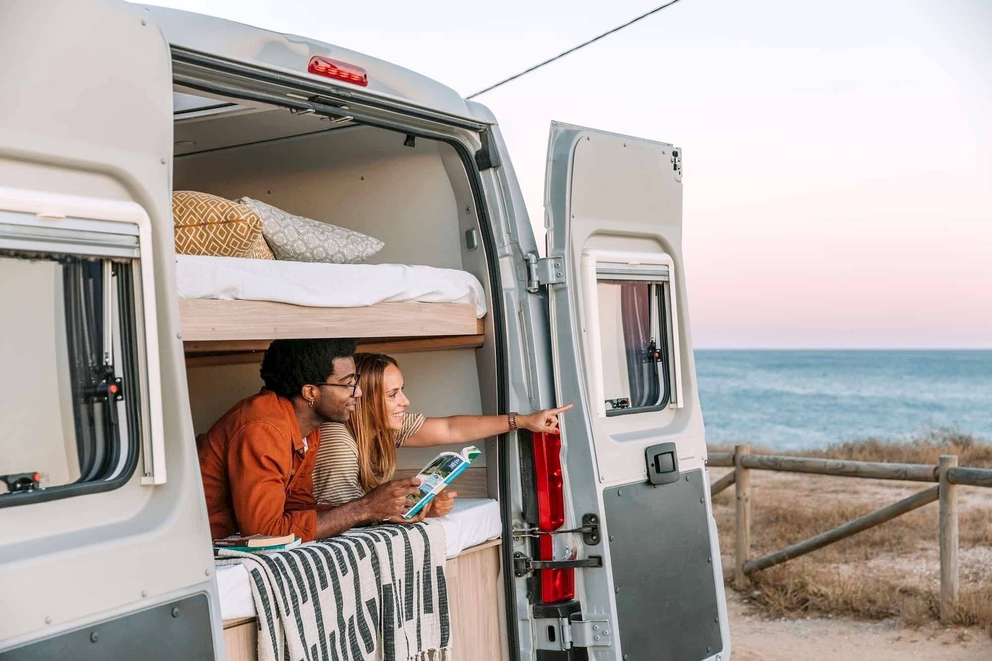 Berth Eu Active Bunk 4 Auto Base Eu Active Bunk 4 Auto Base - Yescapa