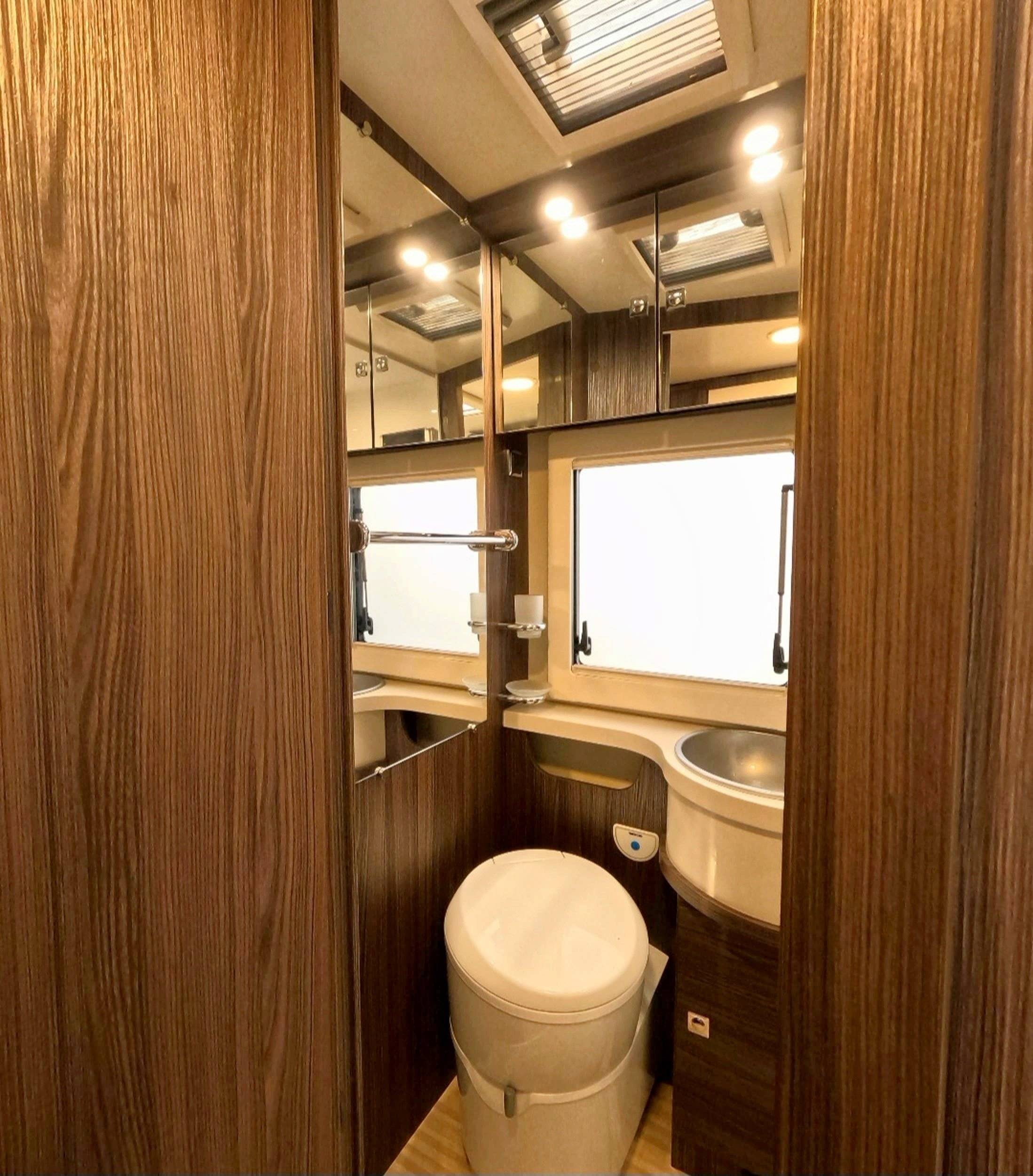 Benimar Tessoro 440 up