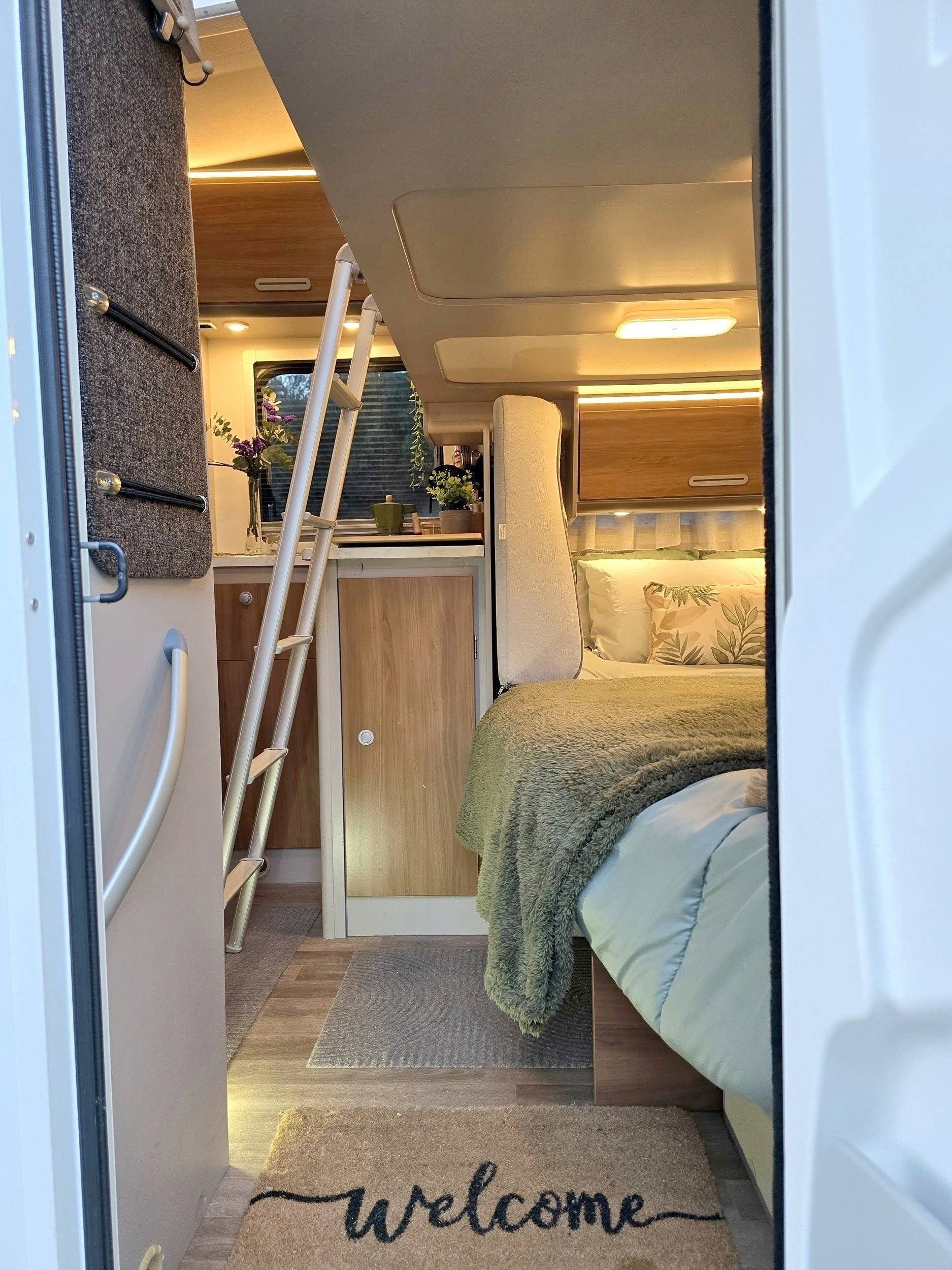 Berth Renault Master 2,3 l 145 ch - Yescapa