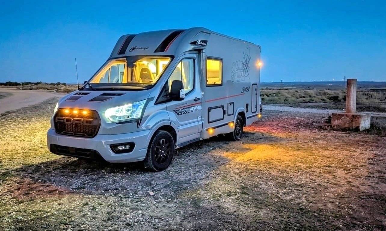Eethoek Ford Transit 2,0 l 170 ch - Yescapa
