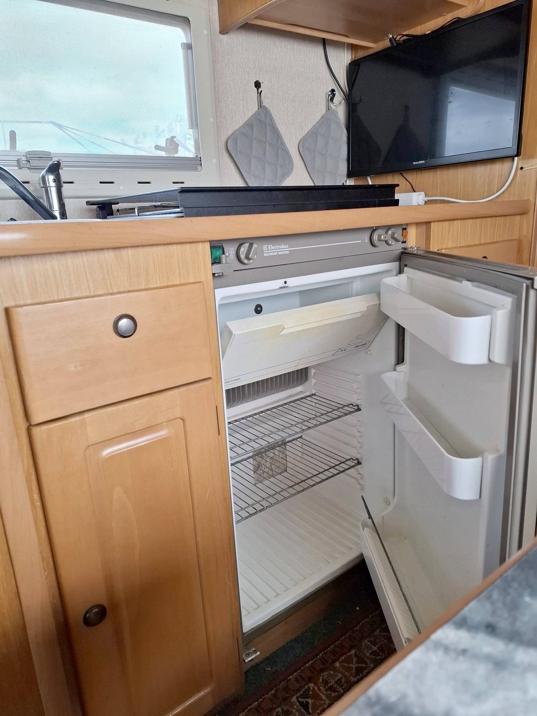 Coin repas Fiat Ducato 2.5 TDI - Yescapa