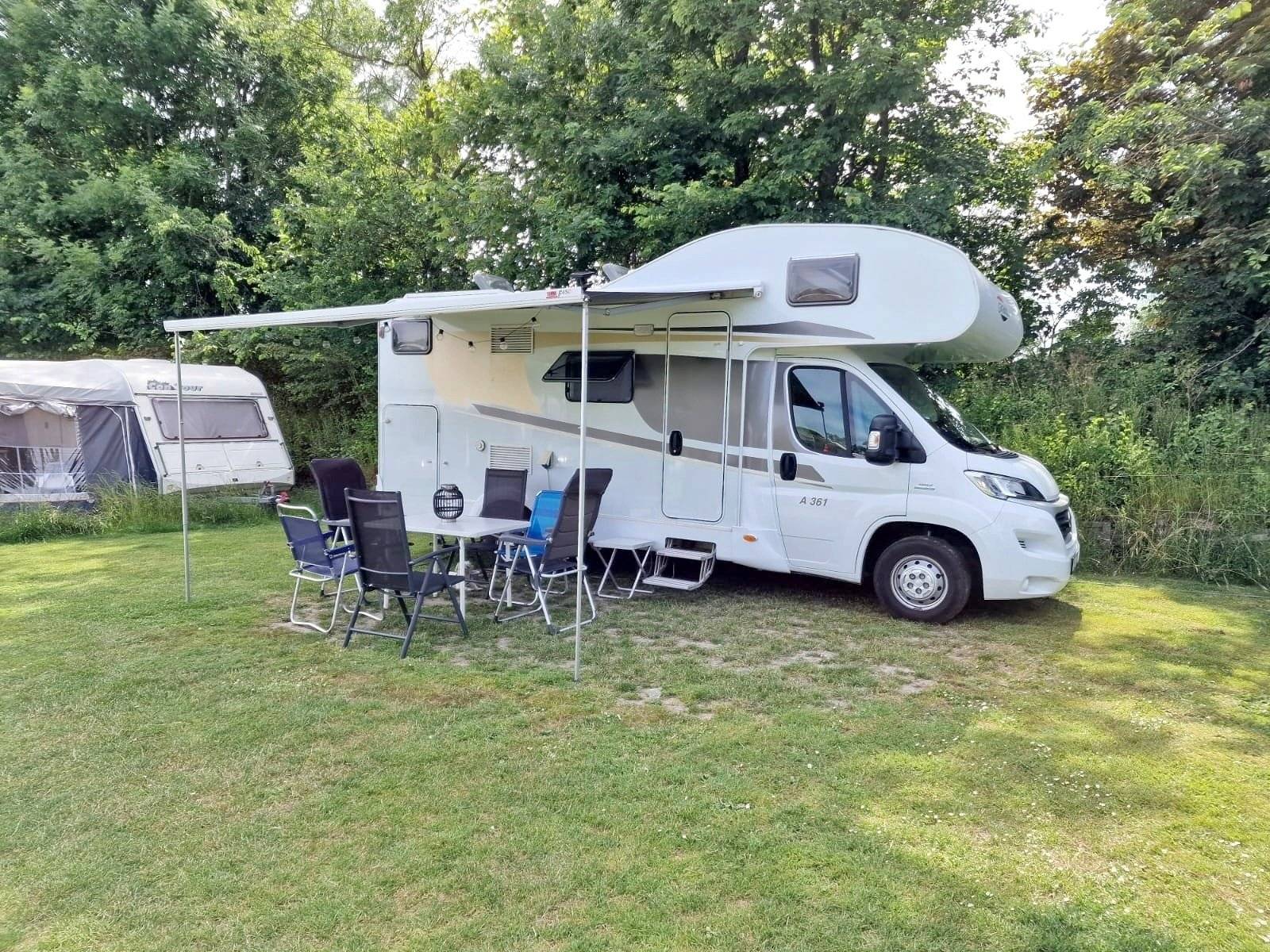 Carado / Capron 2,3 l 130 ch.