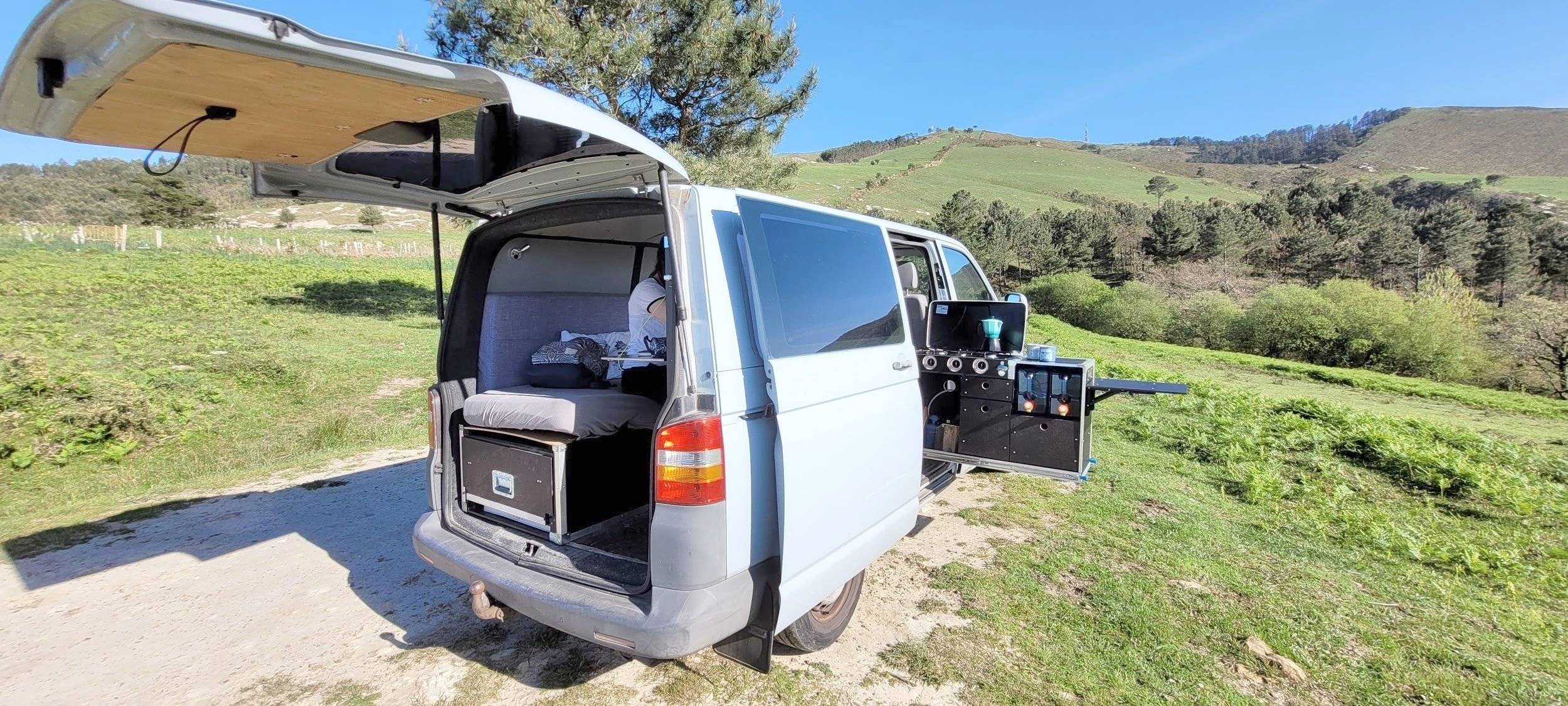 MalavanBox Transporter T5 2.5l