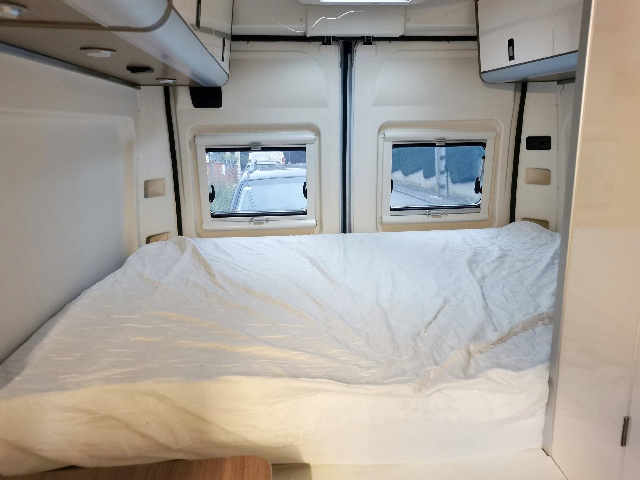 Berth Fiat Ducato 2,3 l 130 ch - Yescapa
