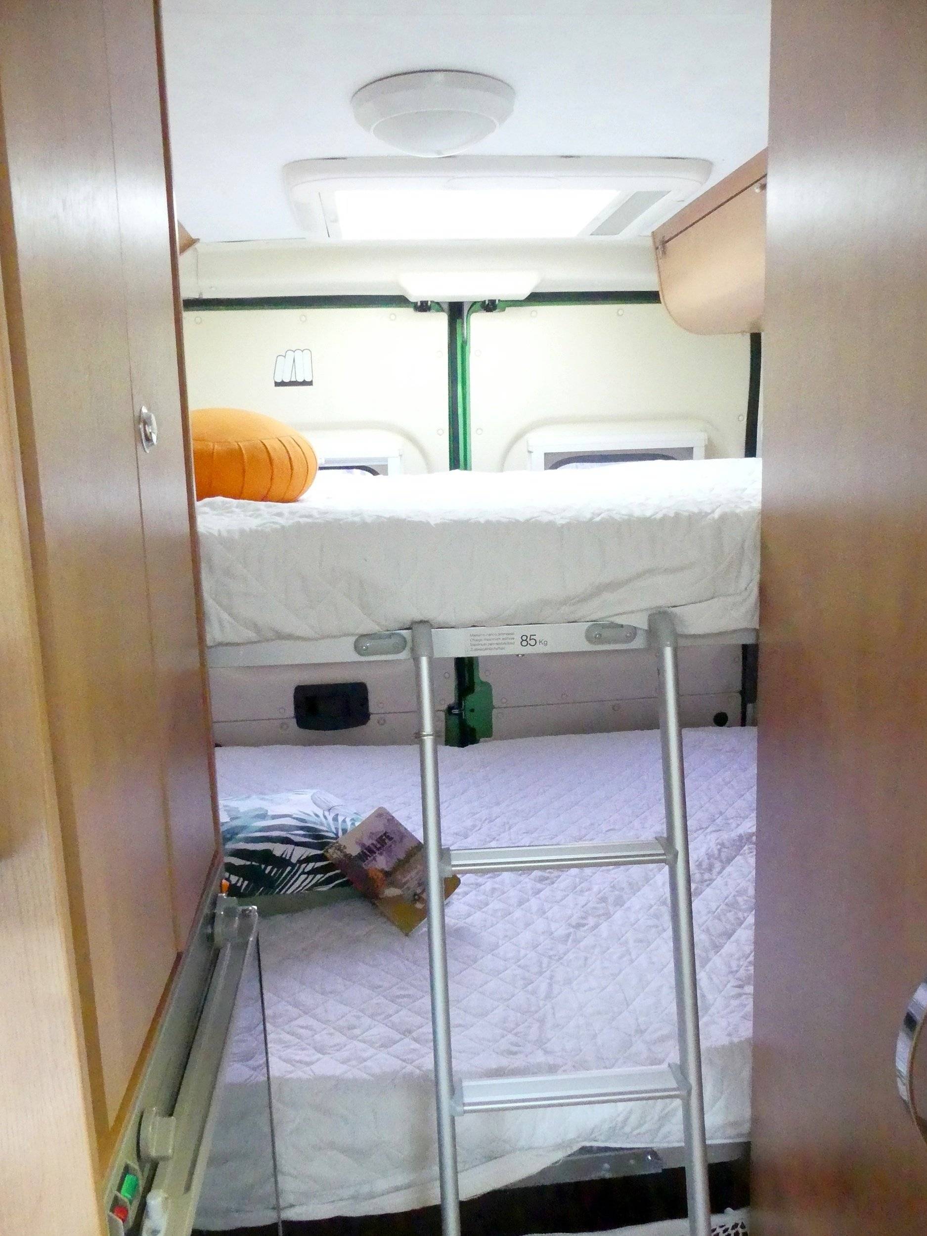 Berth Fiat Ducato 2,3 l 120 ch - Yescapa