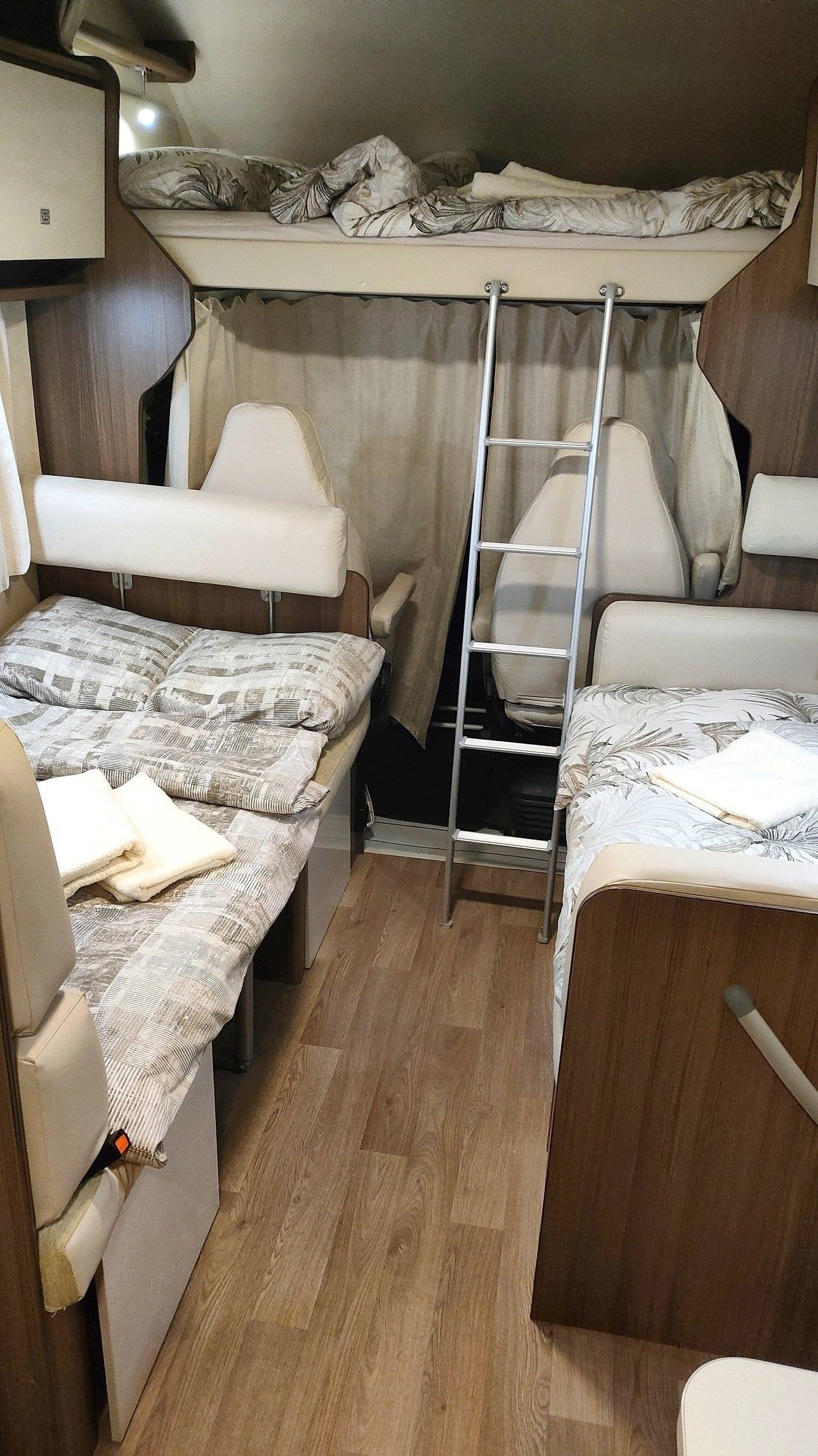 Berth Fiat DUCATO 2.3 140CV - Yescapa