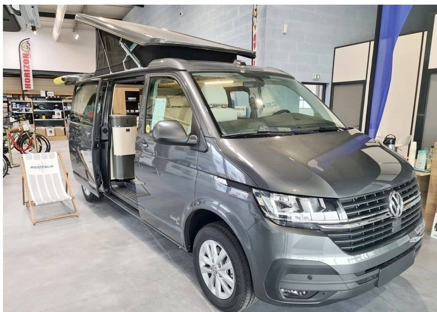 Vue avant de 3/4 Volkswagen T6 2 l 140 ch - Yescapa
