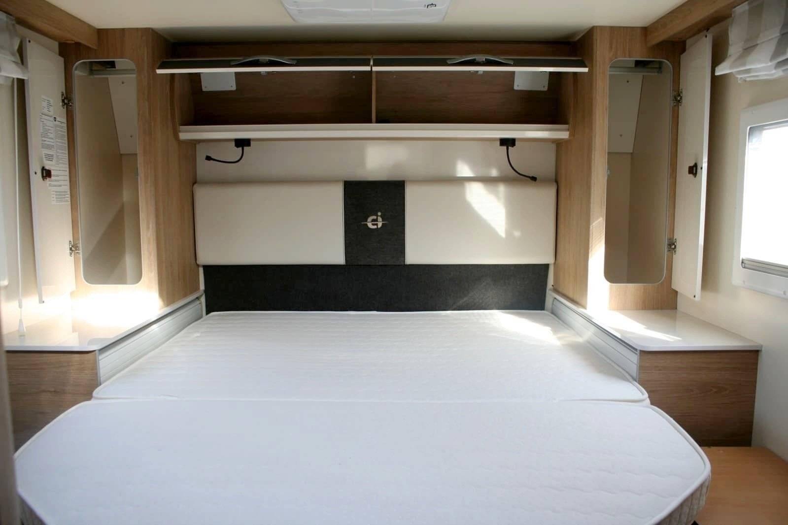 Berth Ford Transit 2,0 l 170 ch - Yescapa