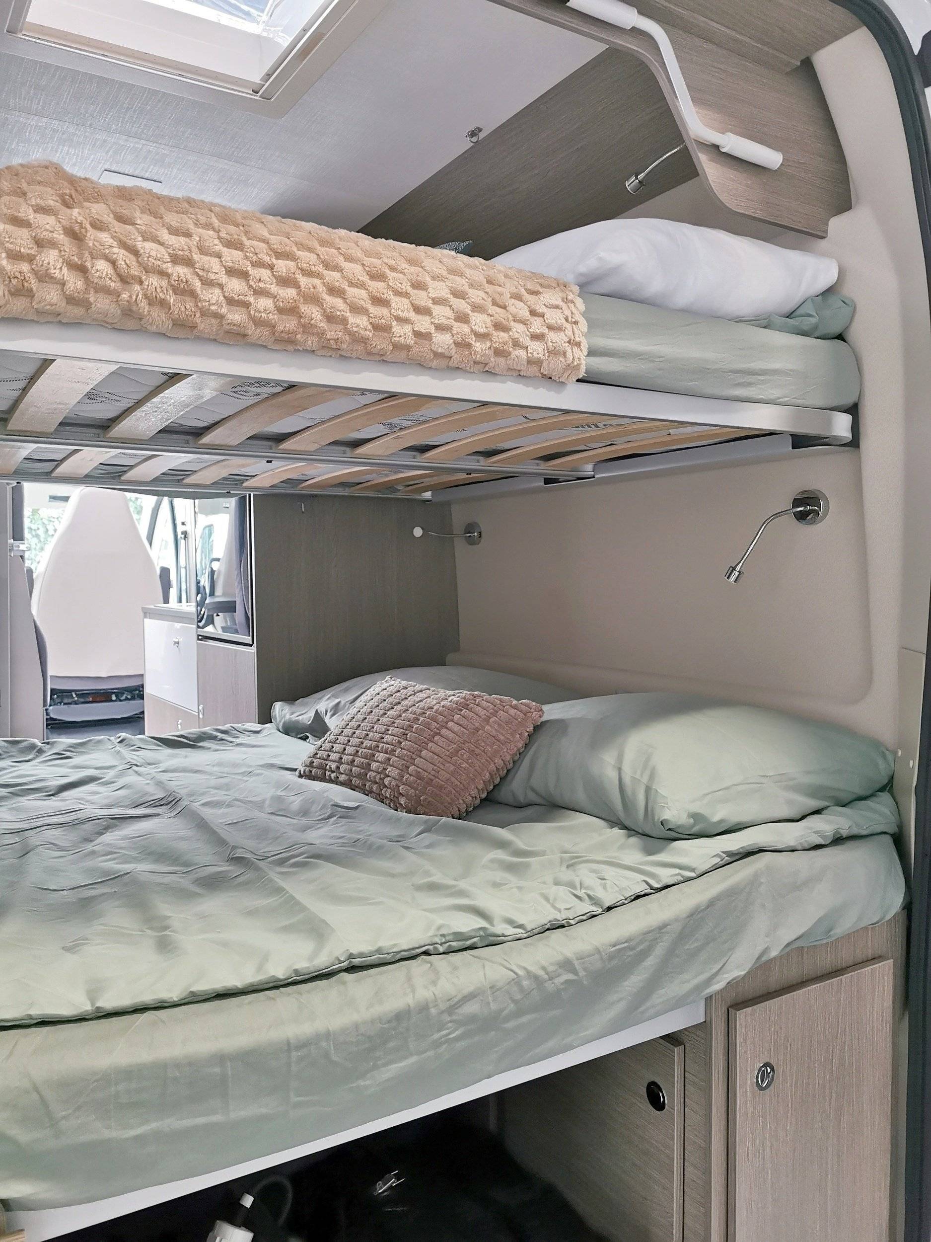 Chausson V594 MAX ROADLINE VIP