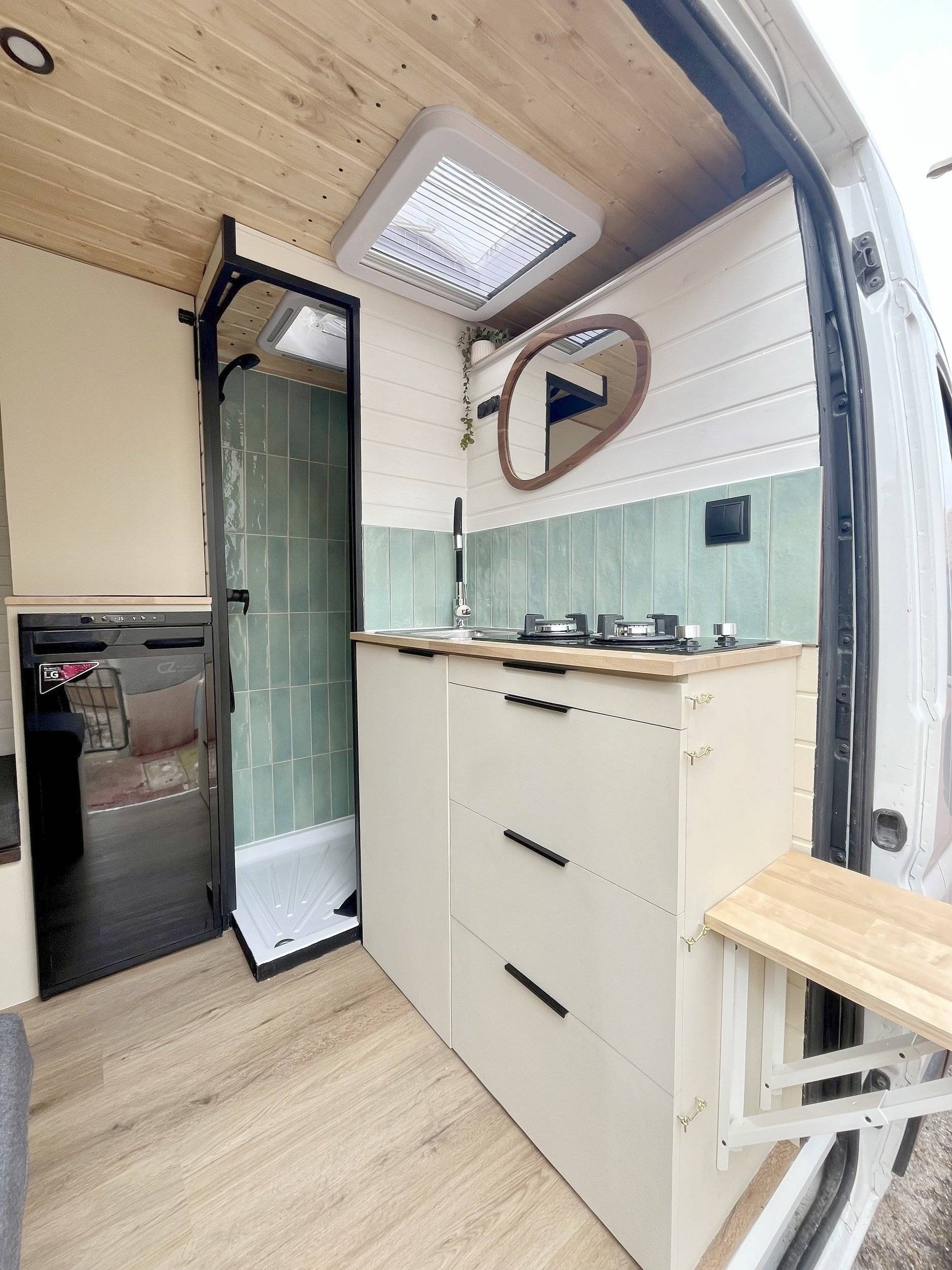 PEUGEOT Boxer 2,0 l 130 ch