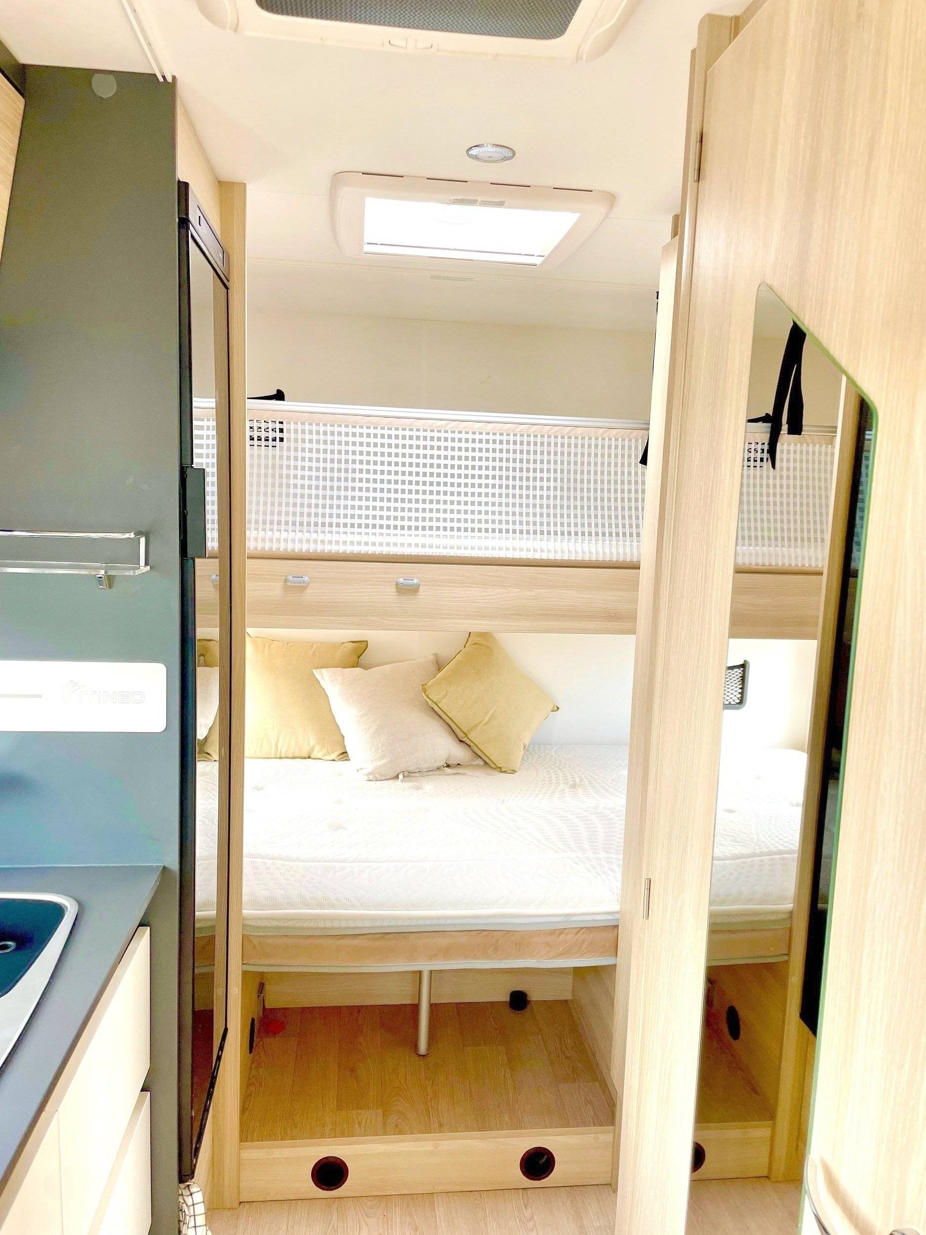 Berth Peugeot Peugeot - Yescapa