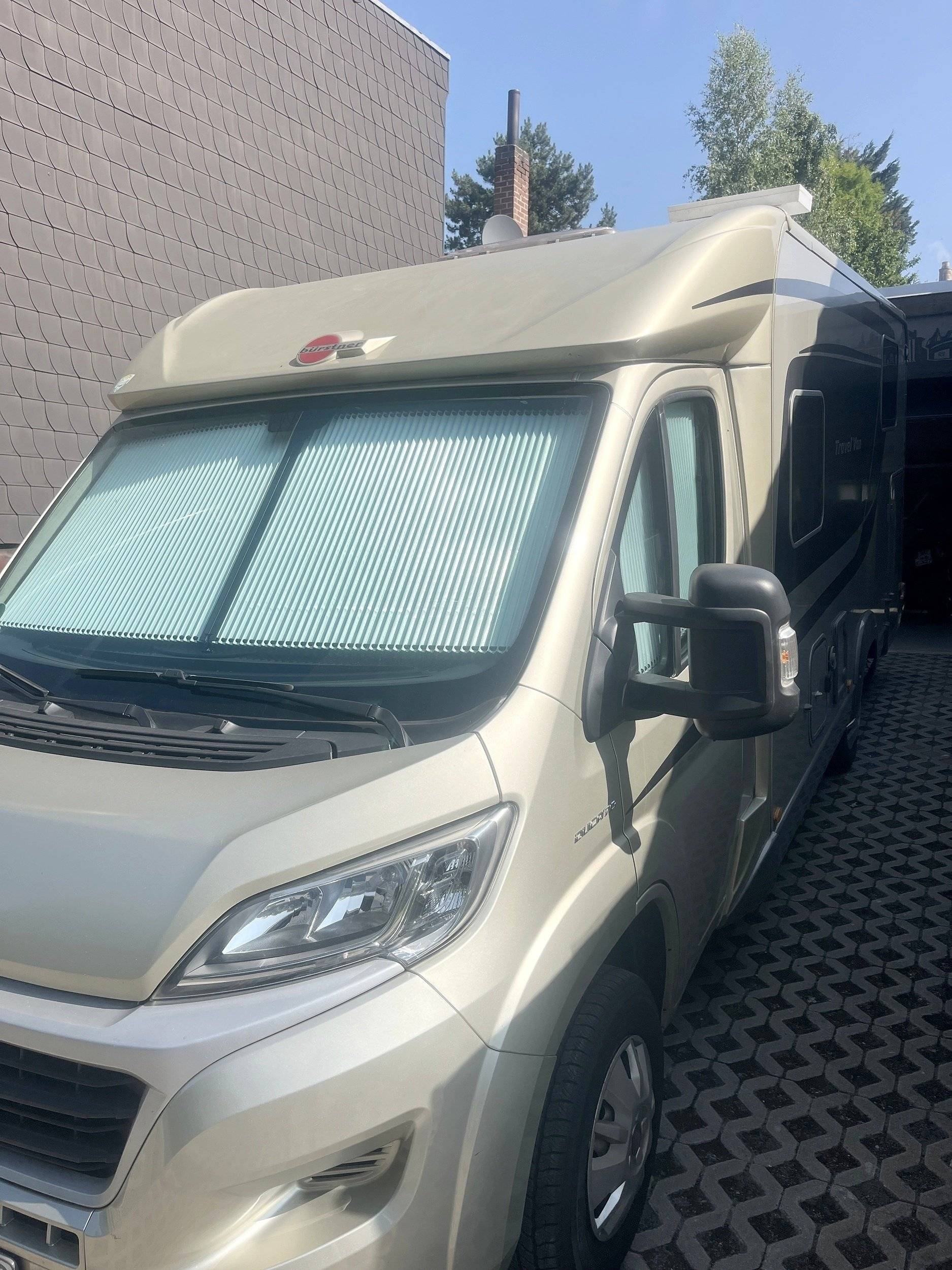 Bürstner Travel Van 690 T