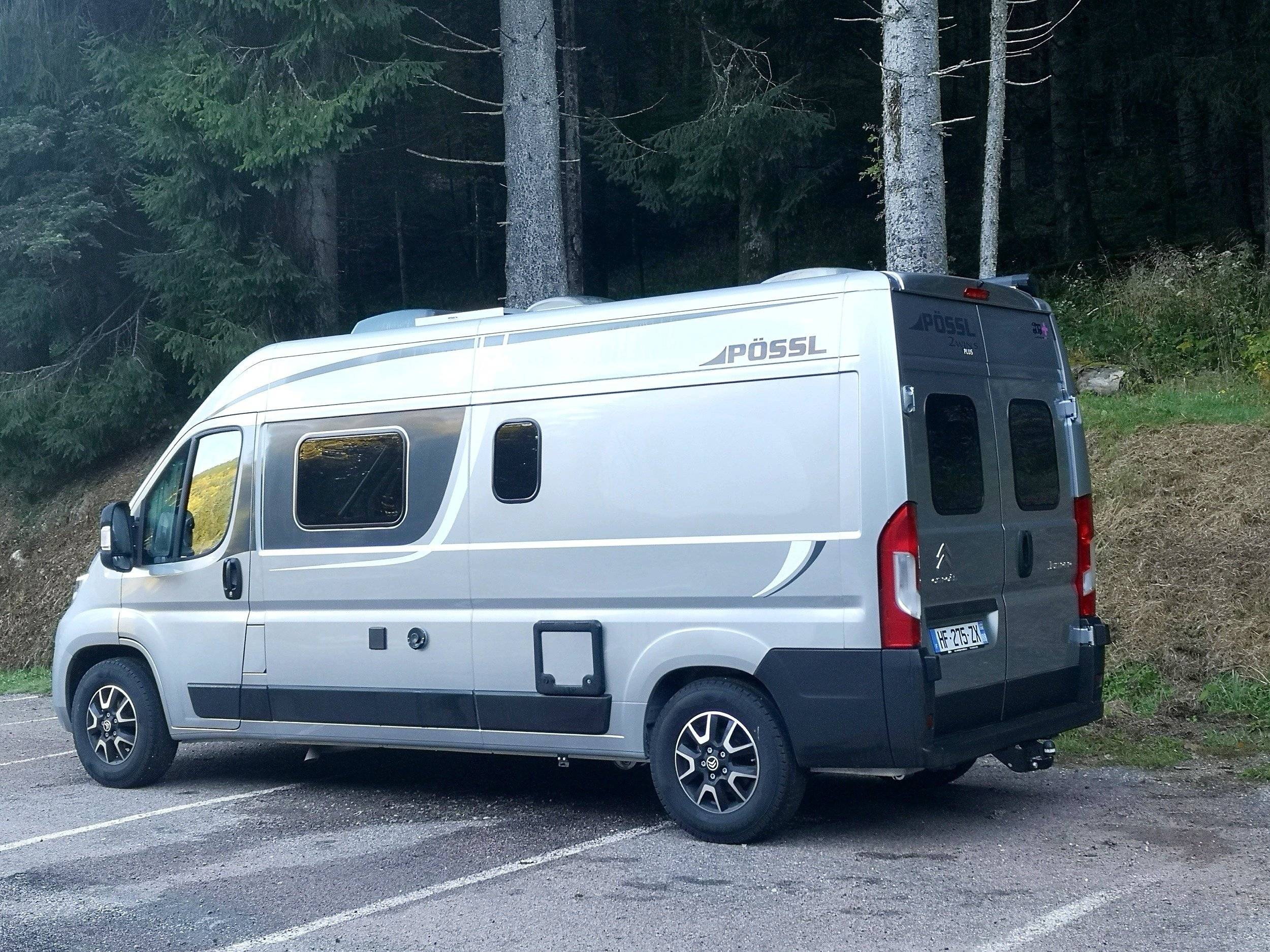 Voorkant 3/4 Citroën Jumper 2,0 l 130 ch - Yescapa