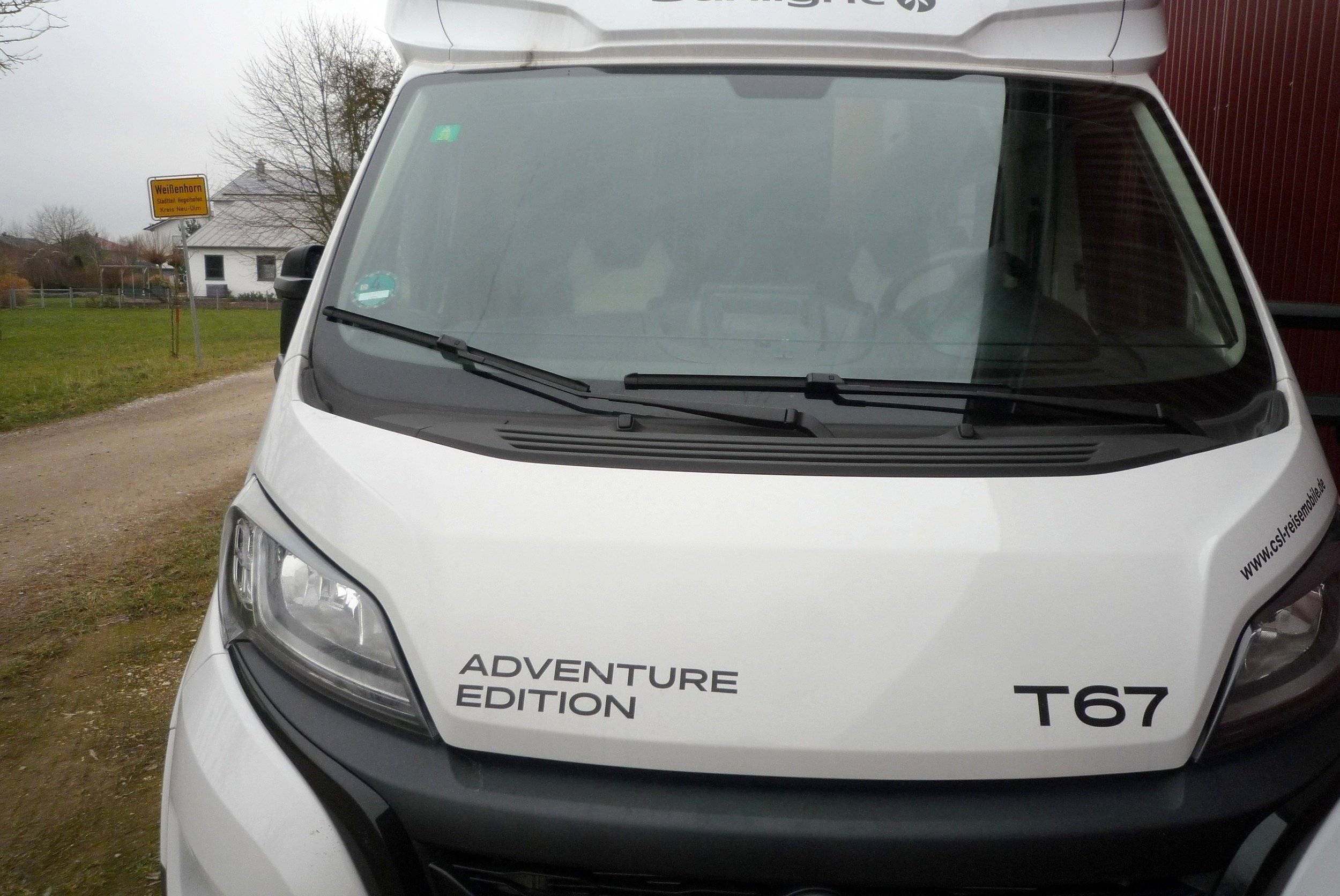 Sunlight  T67 mit Markise- Solar- Radheckträger- Navi- RFK