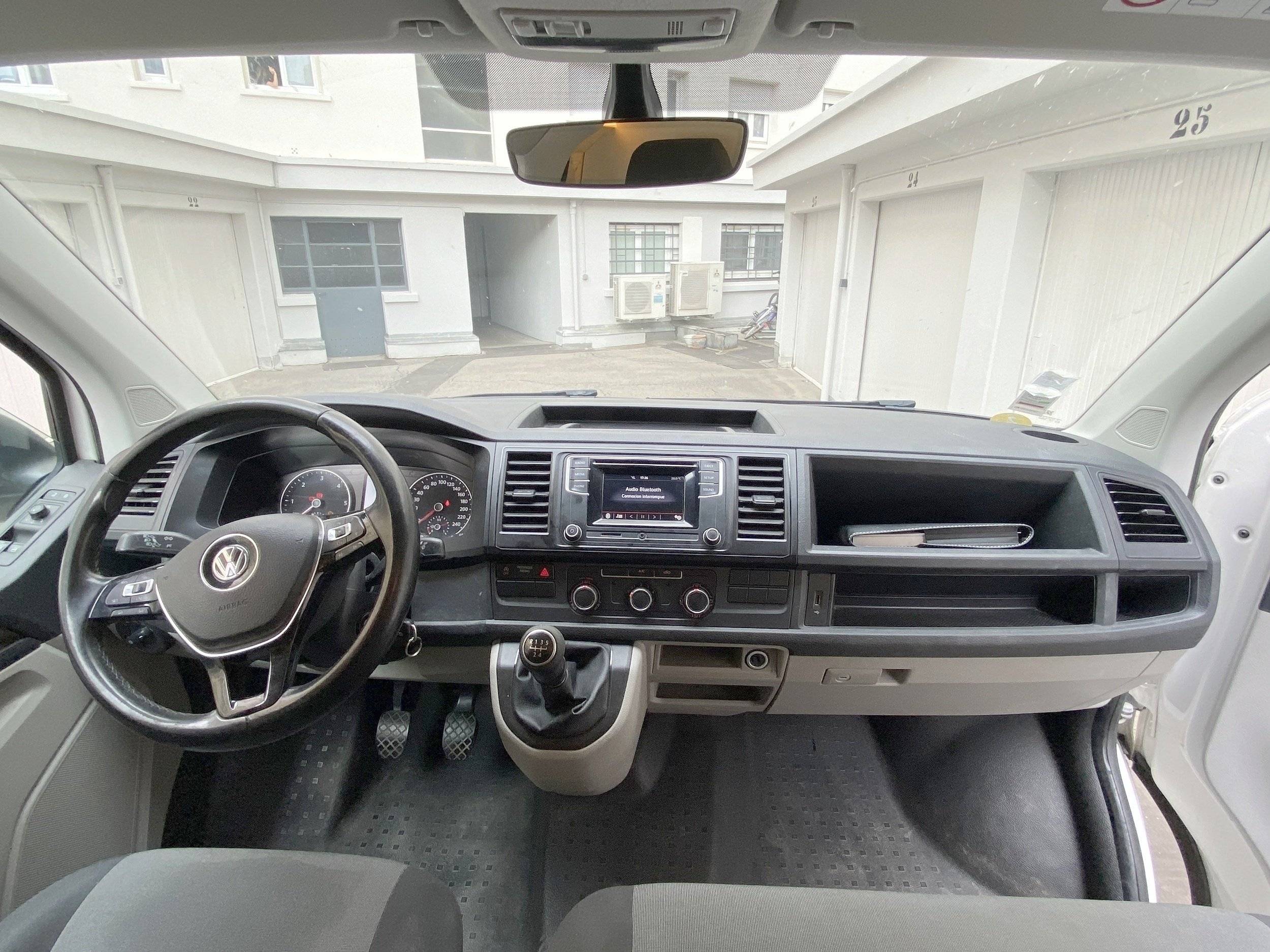 Artisan Volkswagen Transporter T6