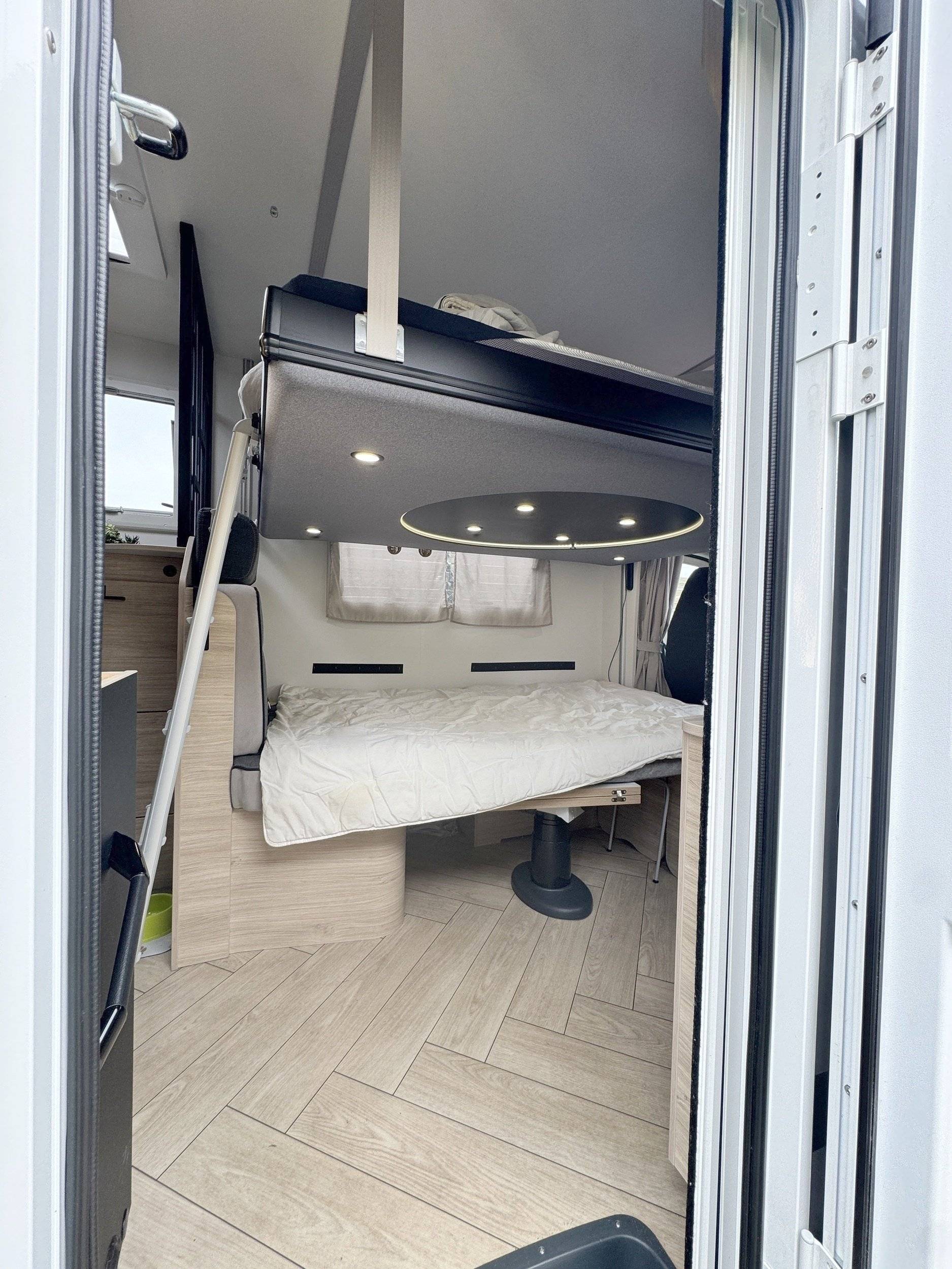 Challenger Transit 2,0 l 170 ch