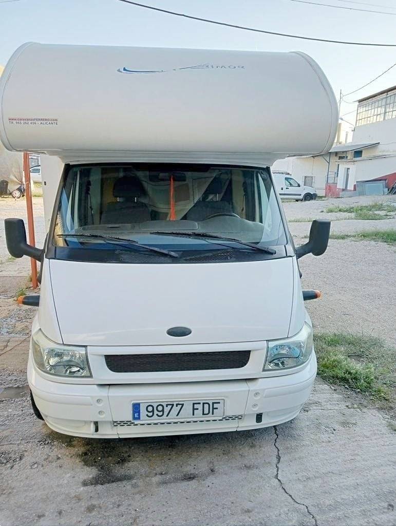 Ford rimor katamarano