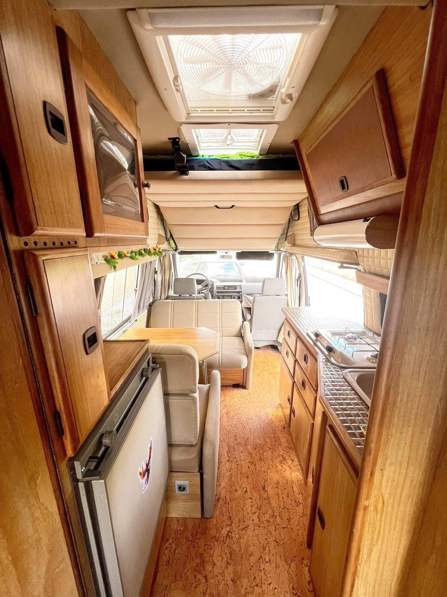 Camper Track Andrade