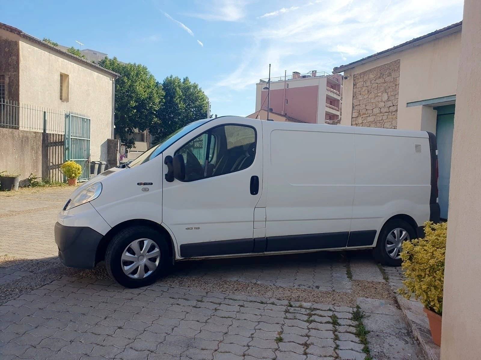 Renault Trafic 2,0 l 115 ch