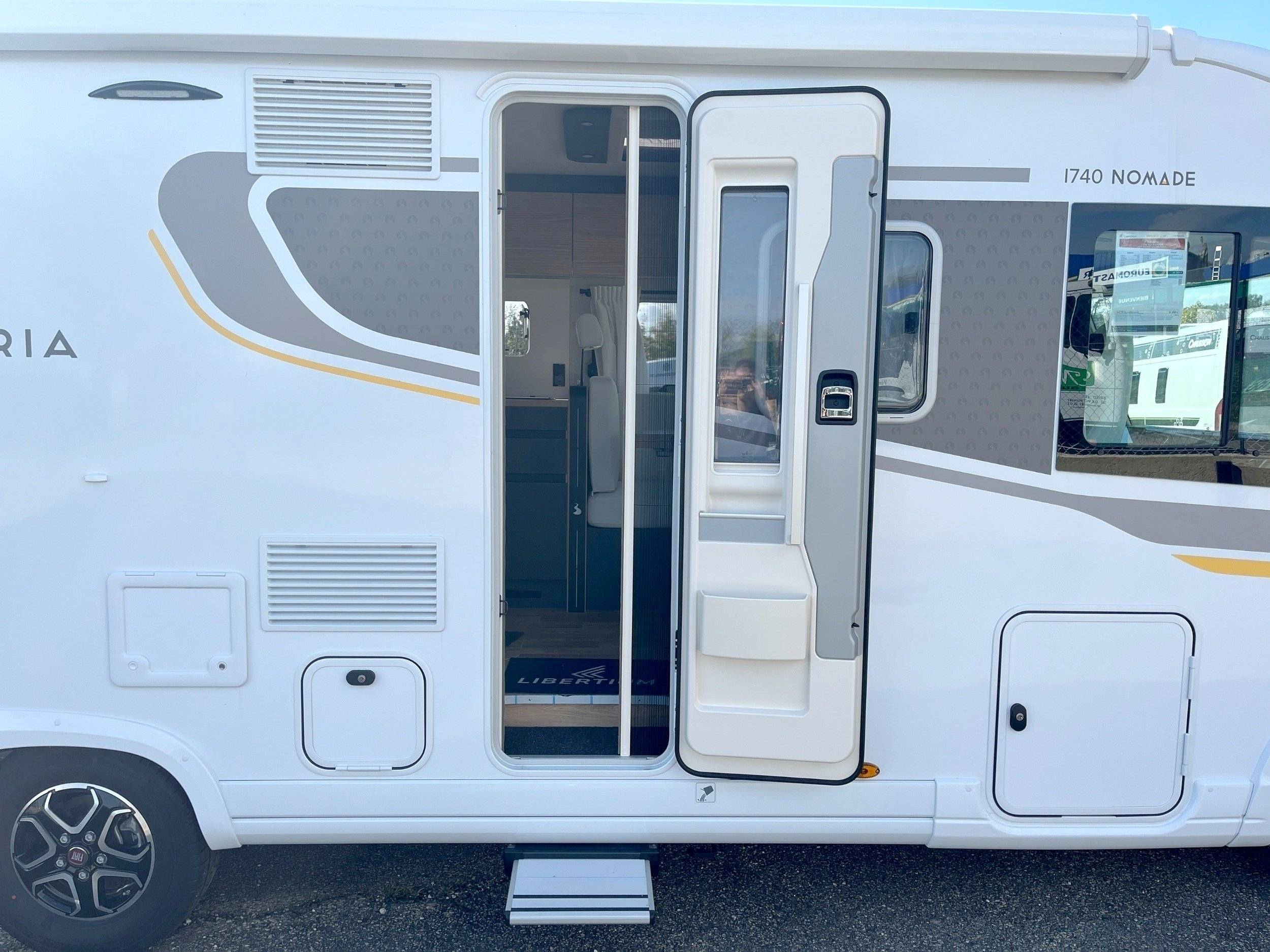 Bavaria I740fgj nomade