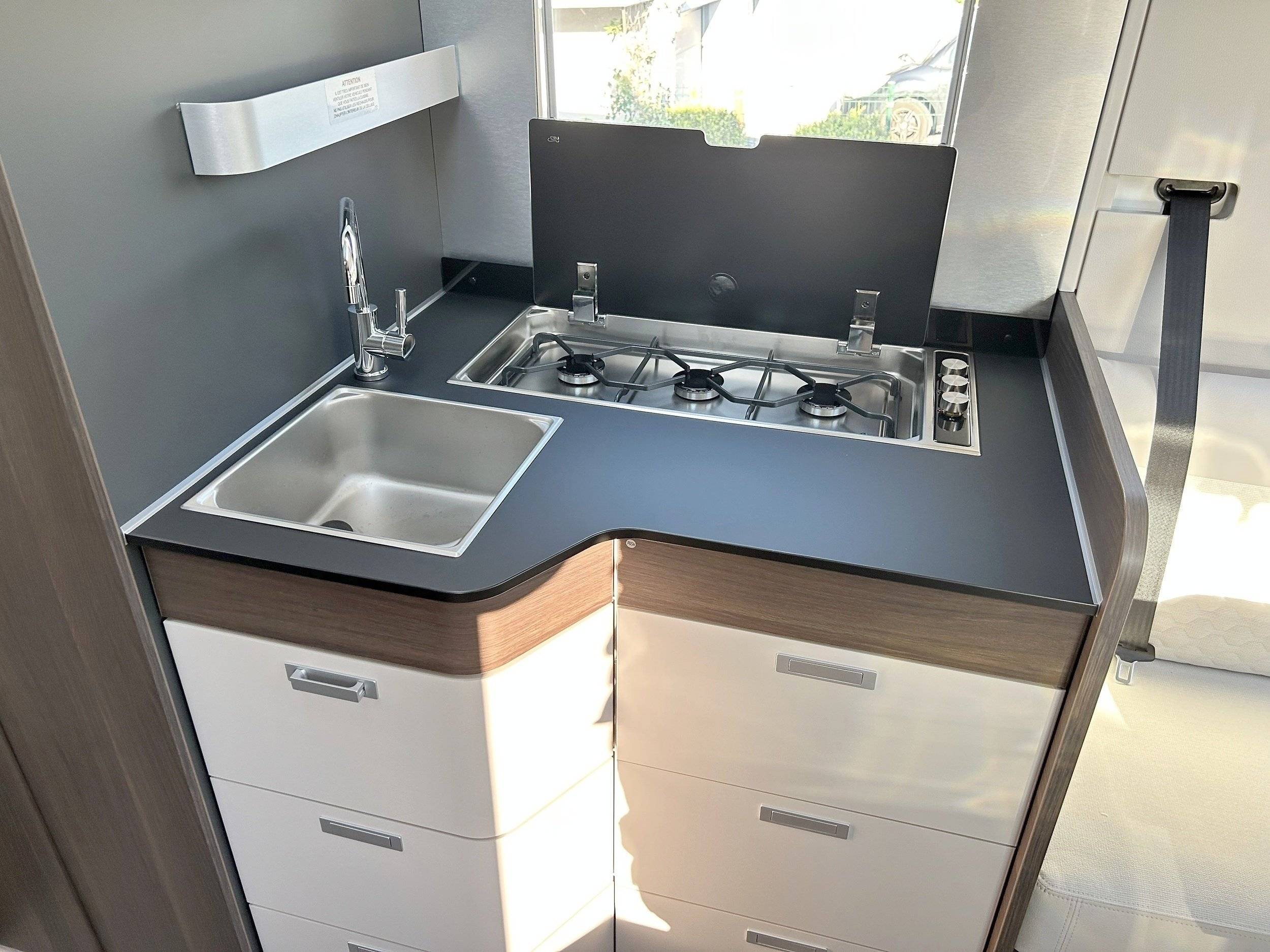 Adria Matrix Plus 670 DL