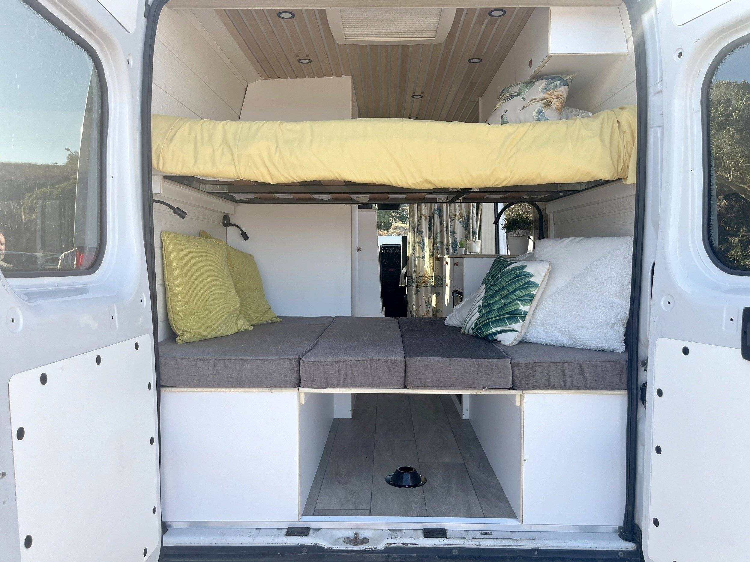 Slaapplaatsen Fiat Ducato 2,3 l 120 ch - Yescapa