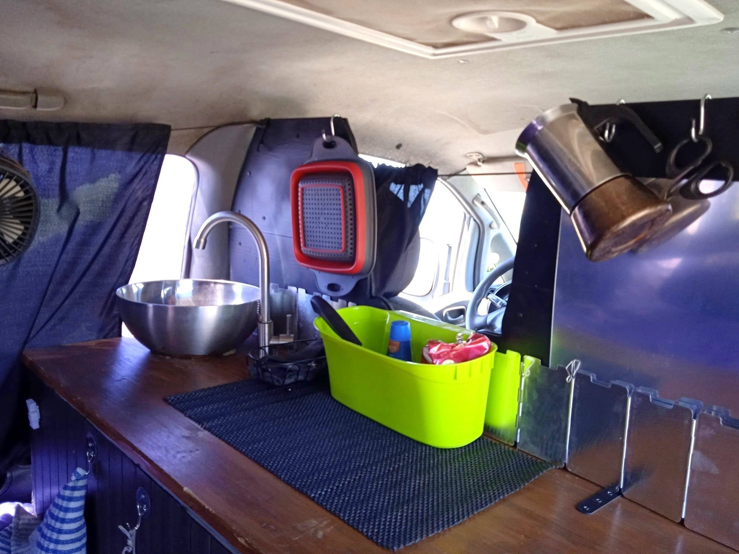 Comedor Hyundai H1 - Yescapa