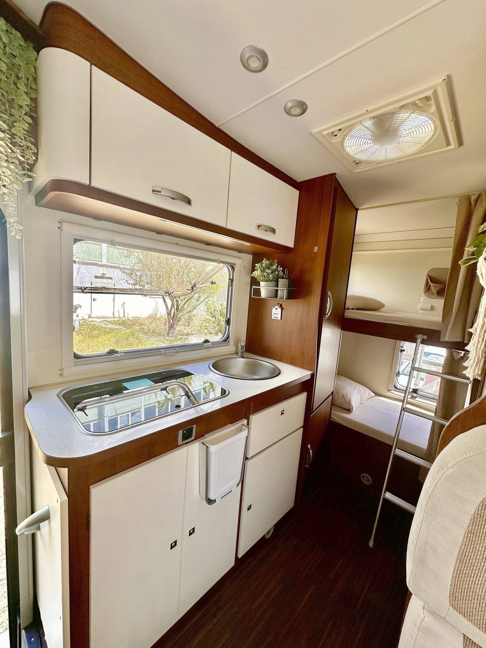 Elnagh Elnagh  Baron