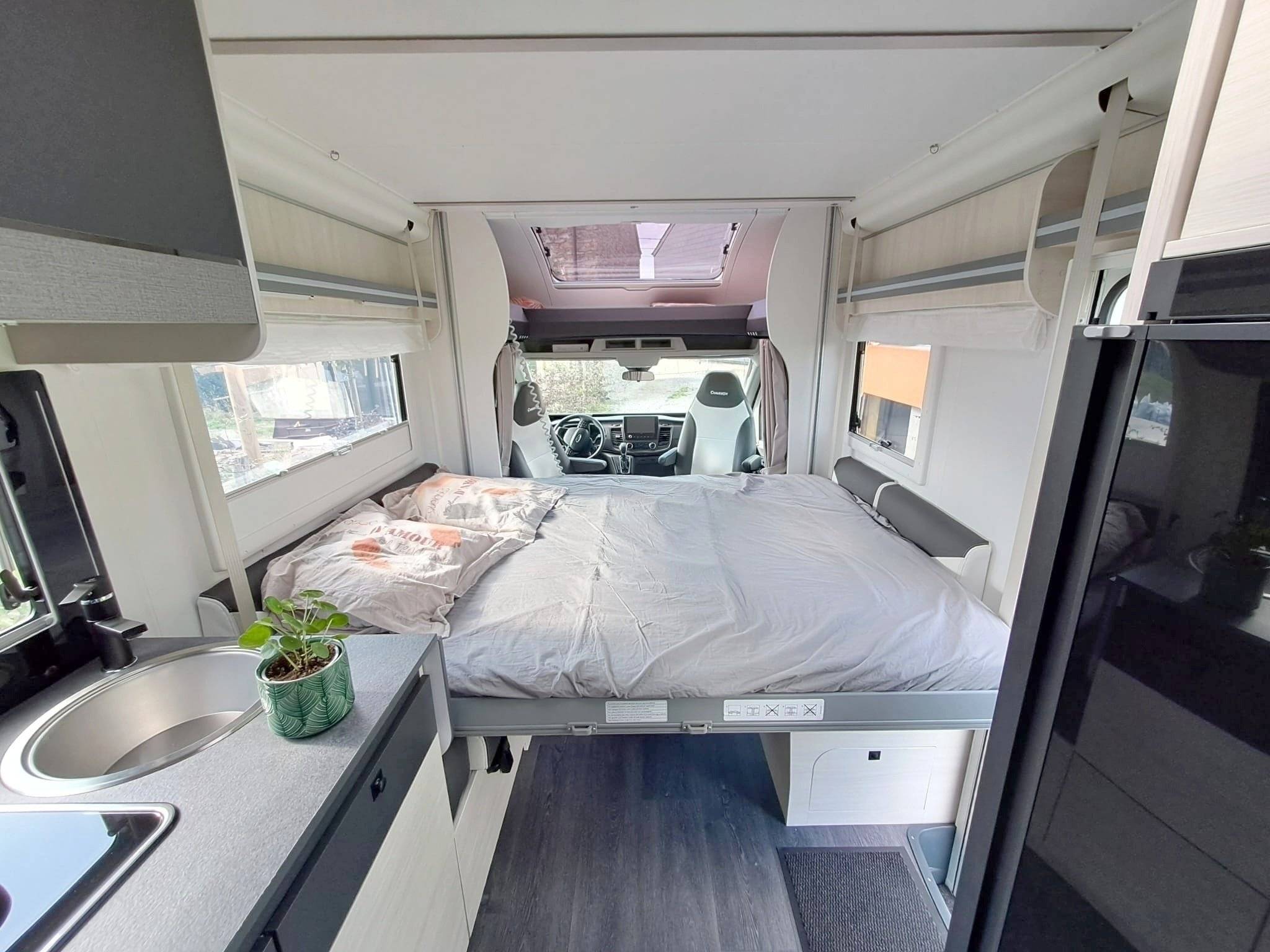Schlafplätze Ford Transit 2,0 l 170 ch - Yescapa